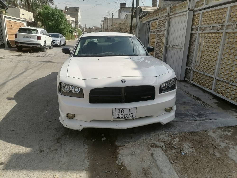 مكينه 3.5 كير ومكينه مكفول  جدد غرفته جديده  سياره جاهزه ع آخر حبايه منضومه تبريد فول تخم تاير جديد صدر امامي جديد عربانه خلفيه جديد كله جديد كهربائيات كلهه شغاله  هزه جديده سنويه جديده مكان سياره بغداد بيع أو مراوس شراي اتصل ***********  اتئكد وشوف قبل لا تتصل👍🏻 بغداد, العراق

