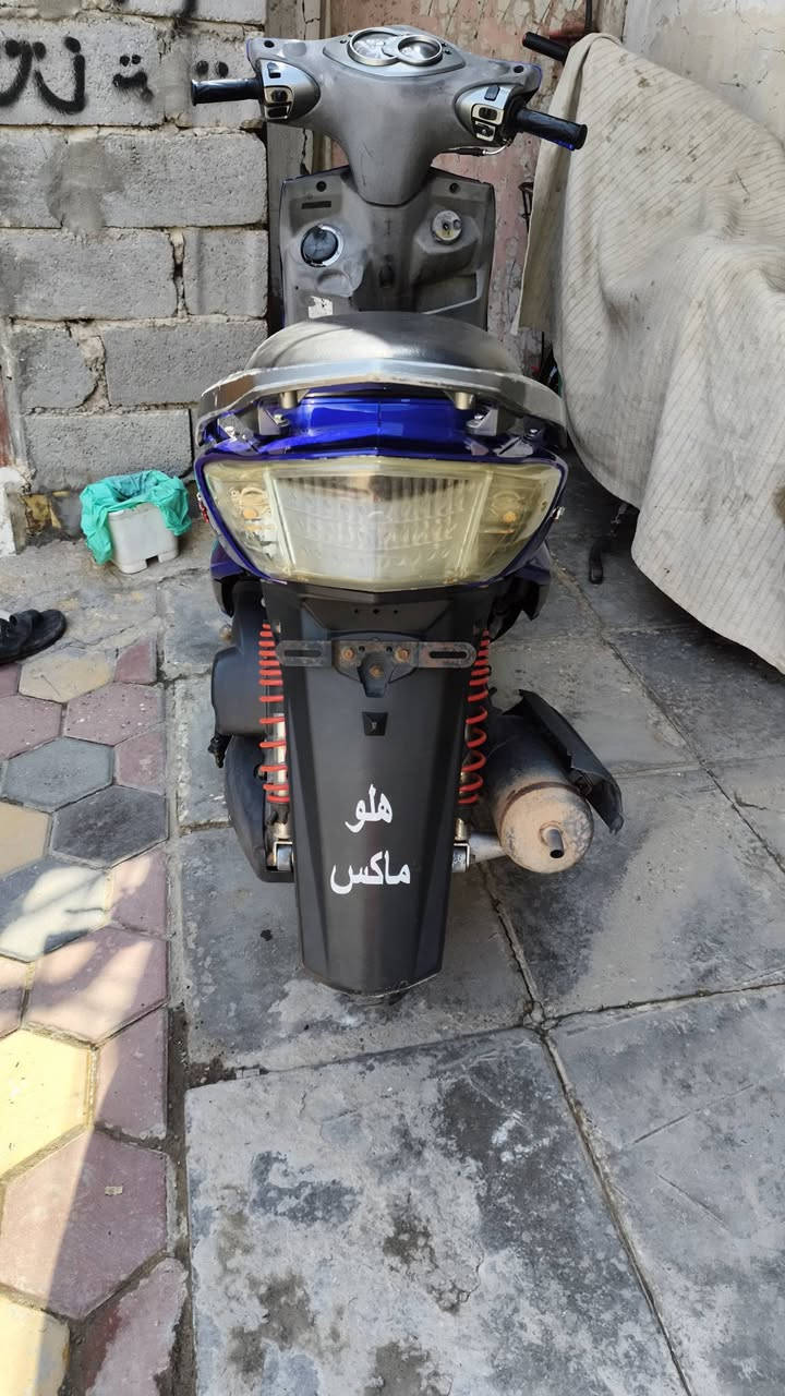 سكنس فحل ياباني كابريتر للبيع
مكينه مامفتوحه، وصل معرض موجود، كامله مابيها اي نقص.
نكره سلف بكل وقت، هندر شغال، كابريتر بلاديه.
كهربائيات كله شغاله (لايت عالي وناصي رماش، اشاير، هورن، دبل اشاره).
حساس بريك وحساس انقلاب، دشبول كله شغال (سرعة وبانزين).
شلعه ومعدل تعبر 100، تاير خلفي جديد جلاتين.
قبل سبوع مسوي ادامه كامله للكلجات، دواخل ملحه.
دبلات بلاديه ماتحس بطسه ابد، دهن مالته كله امزويل.
يدات بريك رياضي اصلي لون ازرك، قايش رياضي اصلي شركة NCY.
​سعر الدراجه 950 الف وبيه مجال للشراي
مكاني ناصريه مركز
***********
