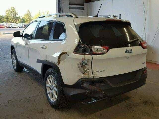 السلام عليكم
جيب بزون للبيع موديل 2016  رقم بغداد ألماني حادث بسيط مثل ماموضح بالصورة 

محرك 2400 

عنوان بغداد/ضباط البلديات 

السعر/ 120

التواصل على الرقم ***********

