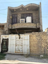 بيت 100 متر طابقين الطابق الاول طابوق و الطابق الثاني بلوك موقع البيت ...
