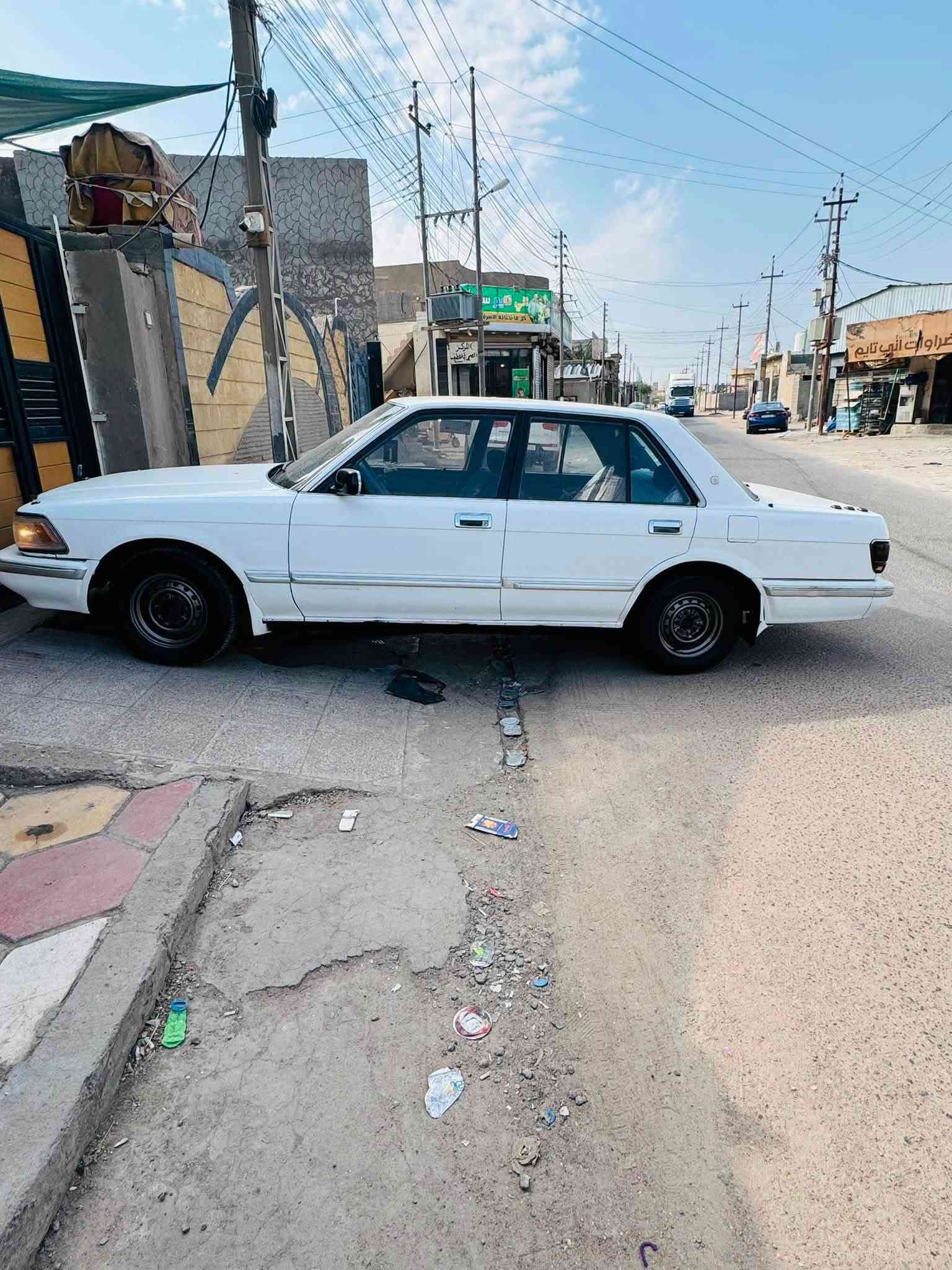 سوبر سيدان • ١٩٩٠ • رقم بغداد