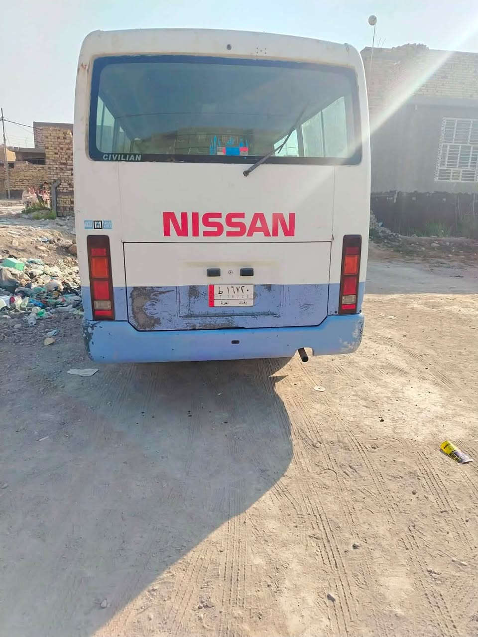 سلام عليكم نيسان موديل 2002 مكينه vvt-2500 جديدة كير اوتماتيك تخم تاير جوبلس جديد  داخل نظيف حداديه جديد سنوية لل28 تحويل مباشر مكان السيارة الحله الشراي يتصل ***********
