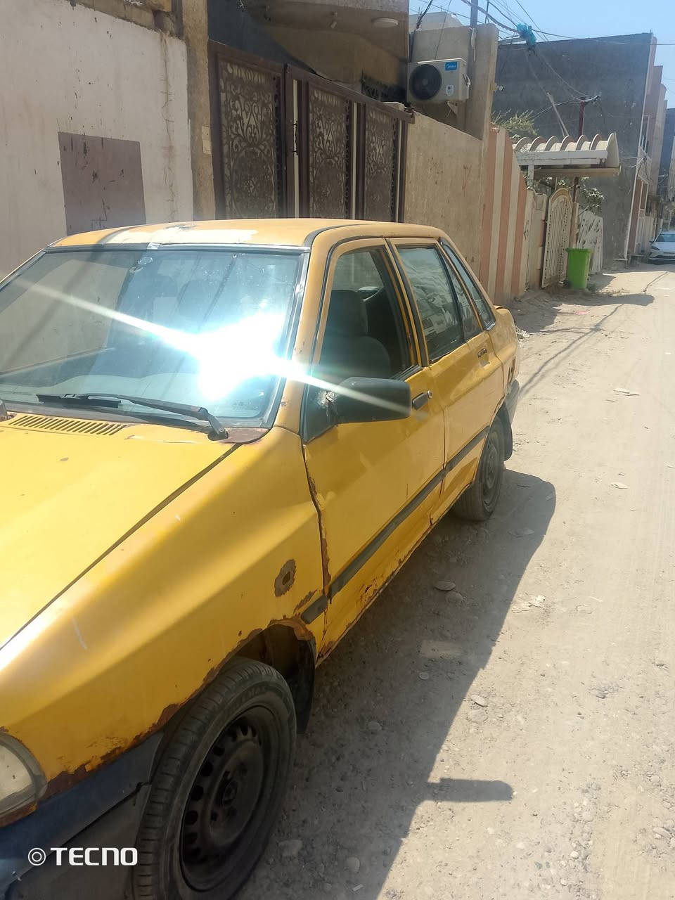 السلام عليكم وين الفقير وعلى باب الله سايبا للبيع  بدون خير من الله كير ومكينه كهربائيات كلها شغاله السعر 10ورقات وبيها مجال بغداد  *********** وتساب فقط

