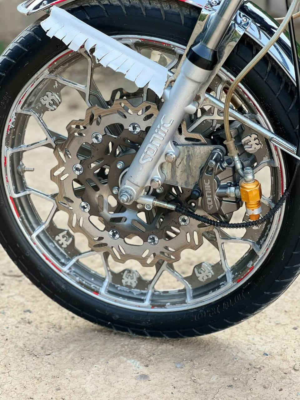 سيفان • ٢٠٠ • ٢٠٢٥