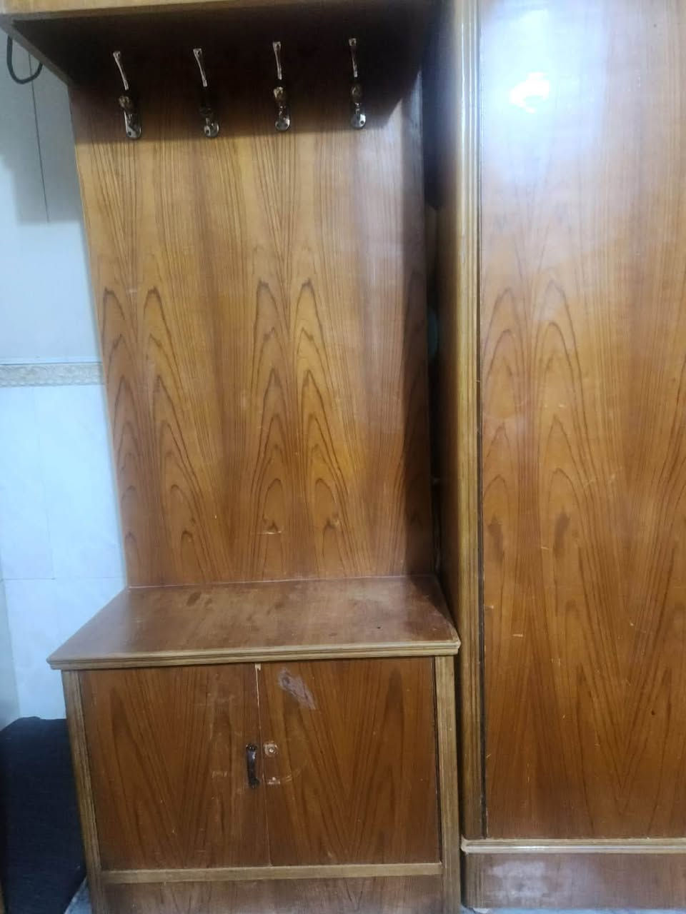 غرفه تسكام نظيفه السعر ٤٥٠ بي مجال هيه والدوشك للاستفسار مكان كربلاء ***********
