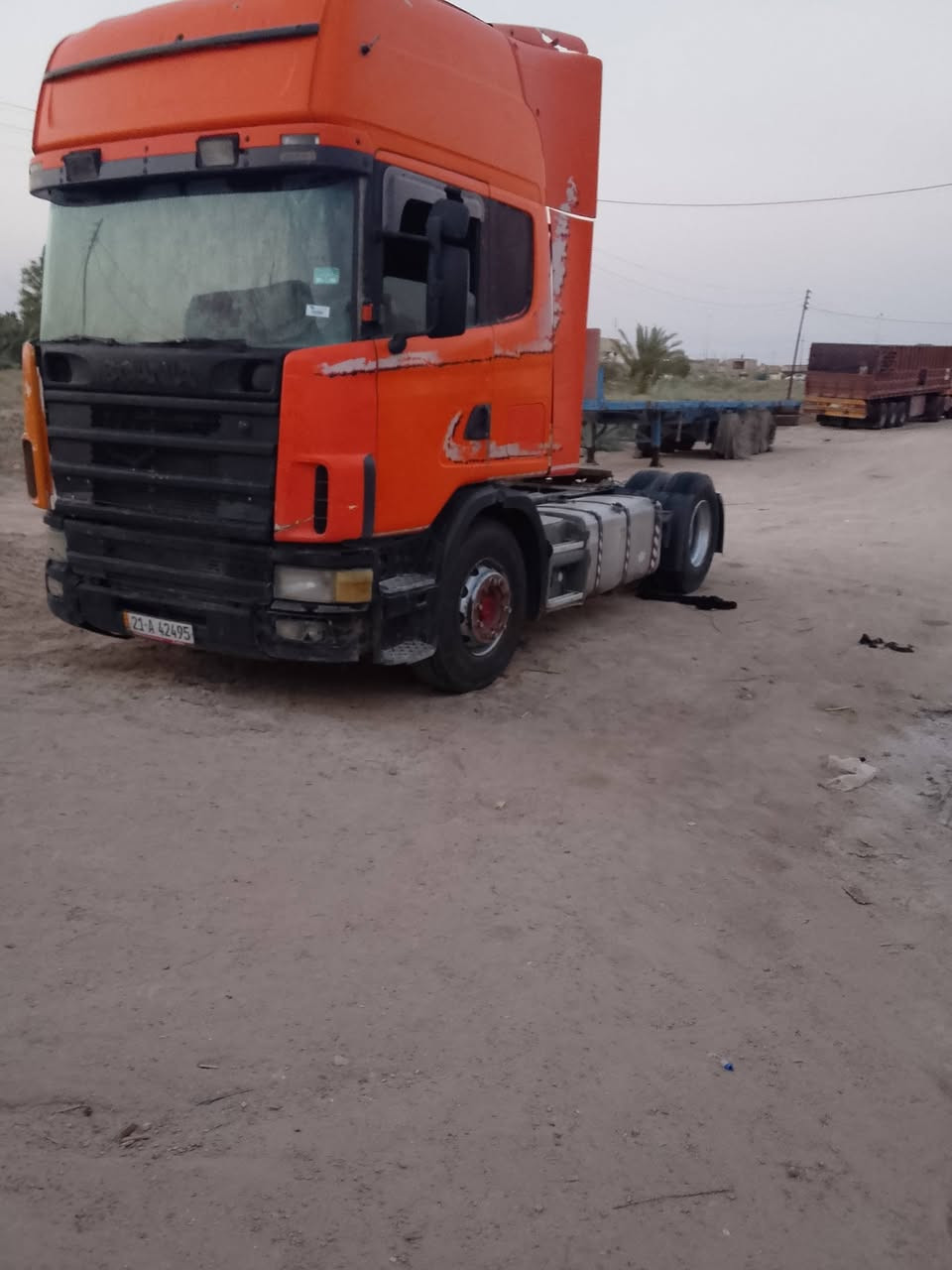 السلام عليكم البيع سكانيه 2000 مكينه جديده كير عادي 3ب3 شاصي كفاله ***********
