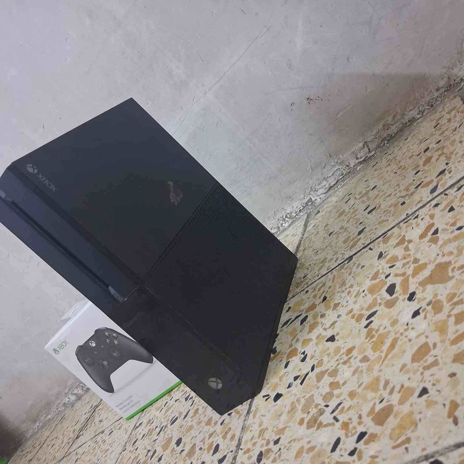اكس بوكس وان • ١تيرا • نضيف