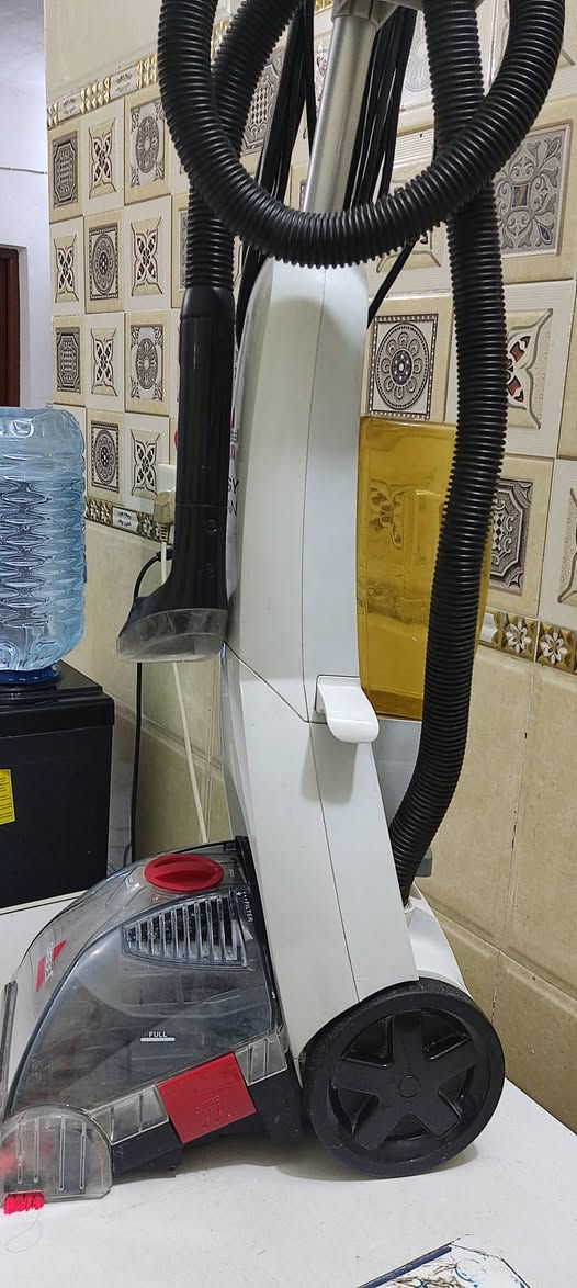 مكنسة غسيل زوالي ماركة بيسيل الأمريكية باله غسل وتنشيف السعر ب165الف
***********
