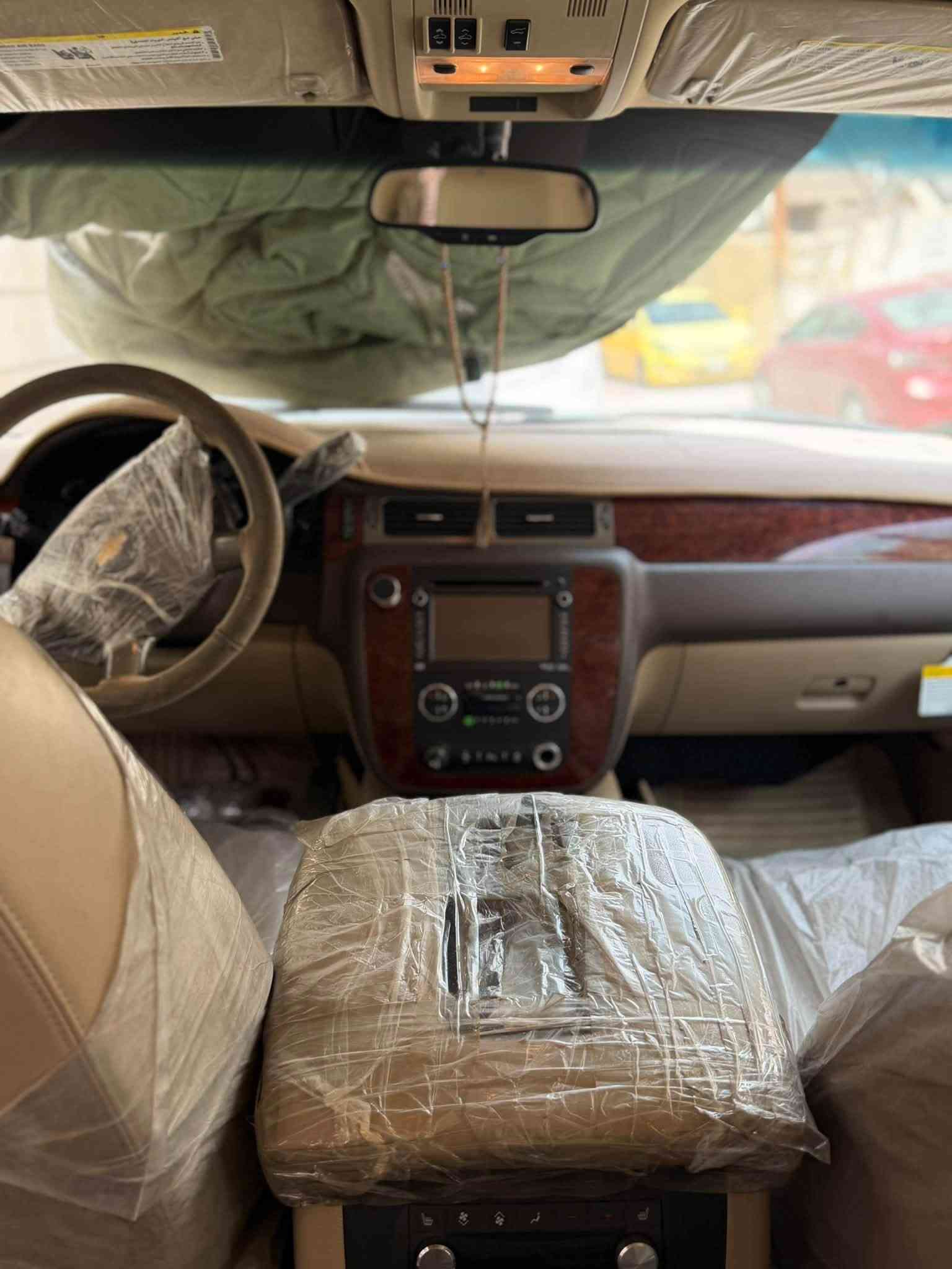 تاهو خليجي مكفوله من زلغ مديل 13
رقم بغداد بسمي. سنويه صدار جديد 
Ltzفول فول
لون صدفي نادر 
مكانه بغداد 
ماشي ١٢٠
تخم تاير جديد
مكانه بغداد 
سياره شرط فحص 
سعره ٢٧٥
شراي تصل 

+964 773 731 2223
