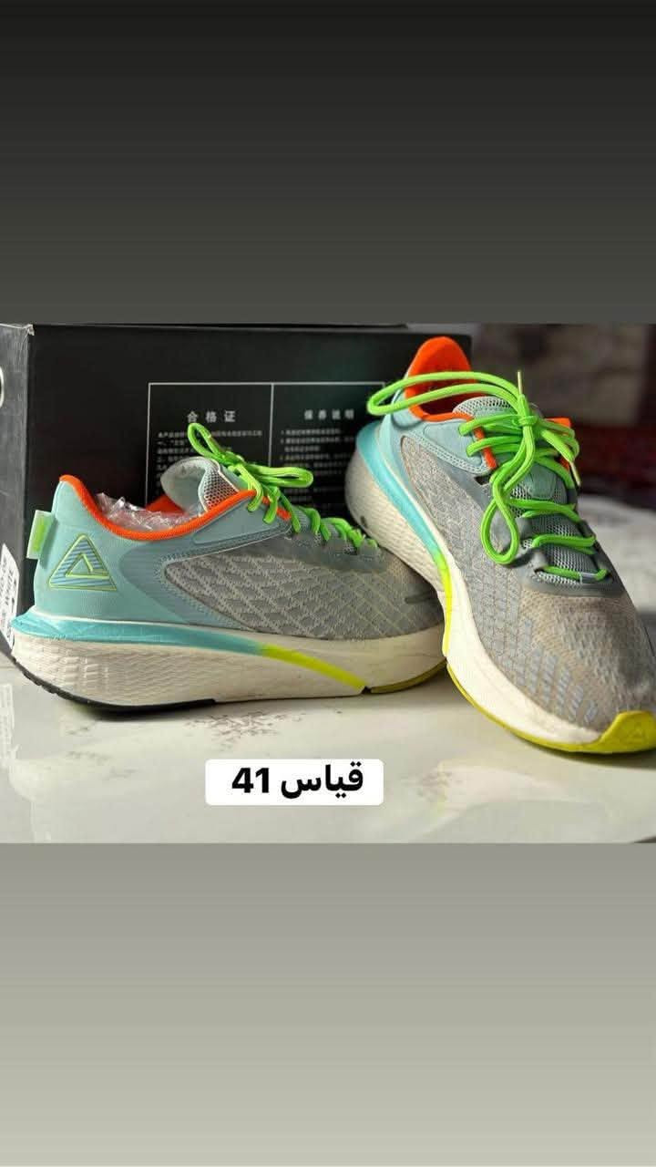 احذيه باله
32 قطعه ابيع شلع
تفضل خاص وخلي السعر المناسب الهن واخذهن 
واتساب ***********

نص مكتوب في الصور:
- قياس 41
- قياس 40
- قیاس 40
- قیاس 42
- قیاس 41
- قیاس 38