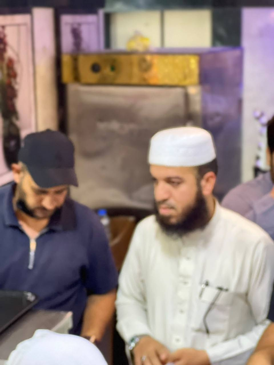 الحمدلله والصلاة والسلام على نبينا محمد وعلى اله وصحبه وسلم 

٨/١٤ ليوم الجمعة 
في أجواءٍ يسودها الود والراحة، يتناول معتمرونا الكرام وجبة  الغداء  في فندق ميراج طيبة   للرحلة البر من 
ضمن الخدمات التي نحرص على تقديمها بكل عناية واهتمام
نسعد بخدمة ضيوف الرحمن، 
ونسأل الله أن يتقبل منهم  طاعتهم  و يجعل أيامهم في رحاب  مدينة الحبيب عليه افضل الصلاة والسلام مليئةً بالطمأنينة والسكينة، 
♦️سدرة الإحسان للحج والعمرة 
في خدمتكم بكل محبة واهتمام.
للحجز للرحلات القادمة التواصل على الارقام 
*********** واتساب
***********واتساب
***********
