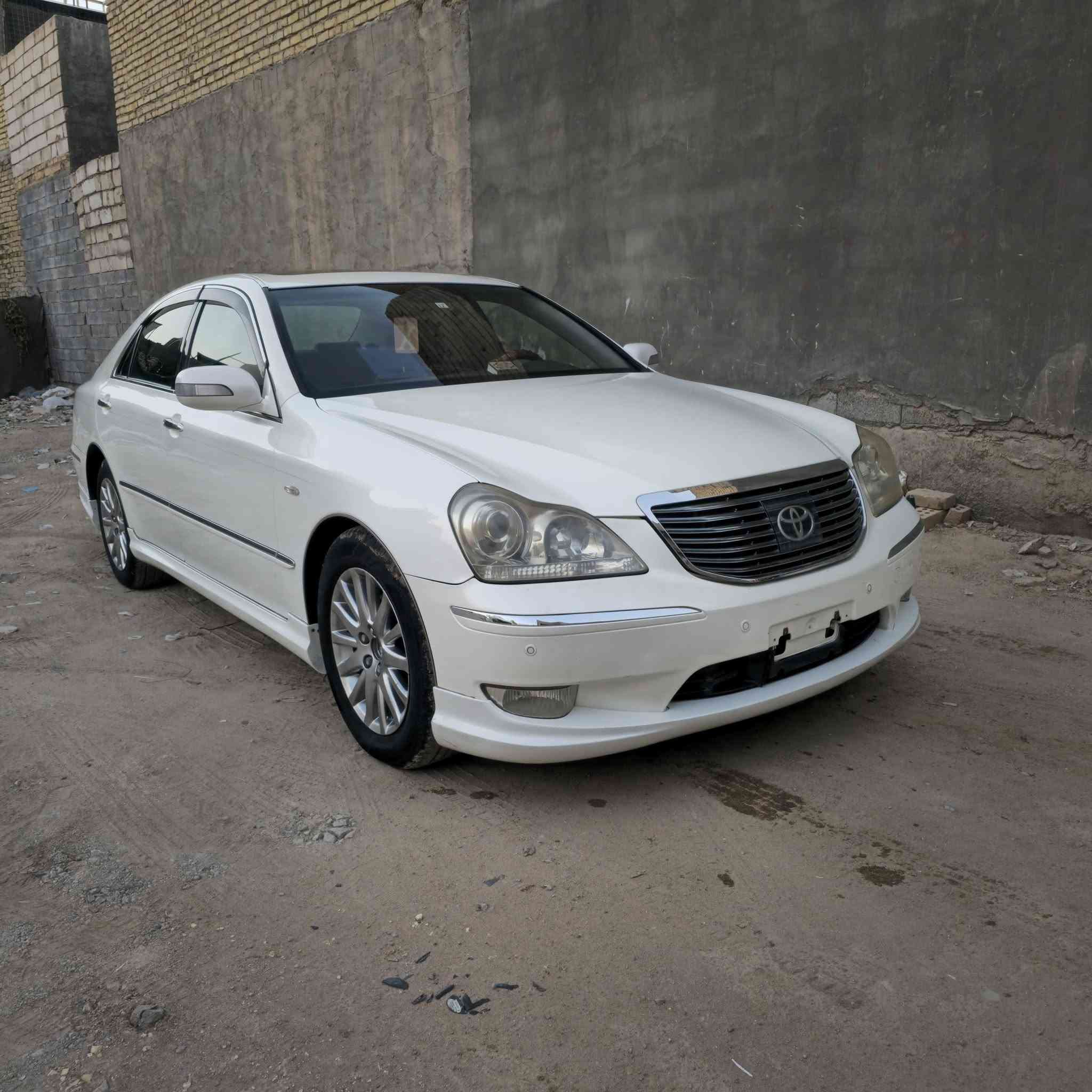 ماجستا 2006 فول مواصفات
🔥 للبيع أو مراوس 🔥 

✅ محرك V8(4300cc) گير اوتوماتيك
✅ اللون: أبيض صدفي
✅ الممشى: 3000 كم
✅ تبريد ثلج
✅ السيارة جاهزة للاستخدام 

1️⃣ تعليق هوائي (رفع وخفض السيارة)
2️⃣ حساسات أمامية وخلفية وجانبية
3️⃣ كاميرات وكالة امامية و خلفية
4️⃣ صندوق خلفي شفط
5️⃣ مقاعد كهربائية
6️⃣ فتحة سقف
7️⃣ تشغيل ذكي (ترحيب) وبصمة
8️⃣ شاشة وكالة
9️⃣ داخلية السيارة جلد ملكي
🔟 رادارات + سونار 

📌 ملاحظة مهمة:
السيارة مفحوصة مرور و جمرك قرار 48، فقط ما عندي أدفع تكاليف الجمرك الباقية. 

💰 السعر: 65 ورقة (6500$) 

📩 للاستفسار التواصل على الواتساب:
***********
