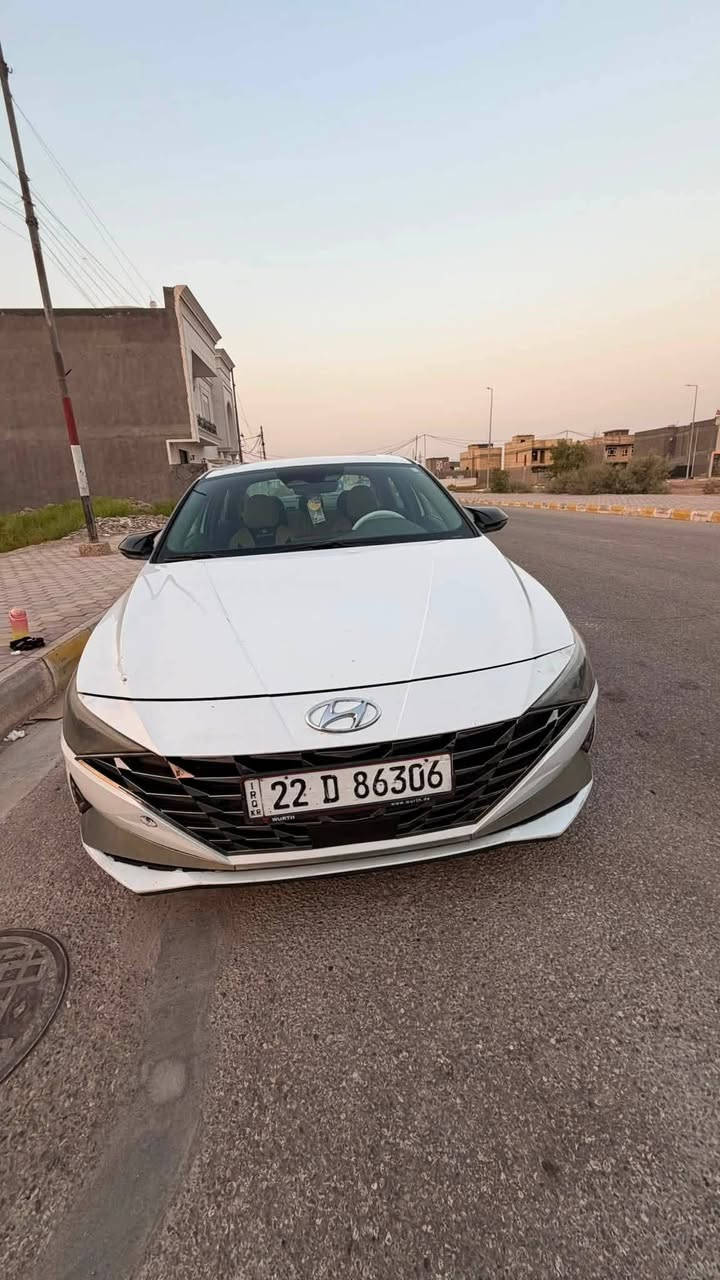 سلام عليكم 
النترا 2021 وارد امريكي  
مواصفات فول للاخير
حادثها بامريكا رشه صبغ جاملغ خلفي وهنا بالعراق جاملغ امامي +ربع من البنيد بدون دواخل
رقم شمالي اربيل
سعرها 80 ورقة مجال بسيط جداً متوفر واتساب 
مكان السياره كربلاء طويريج ***********
