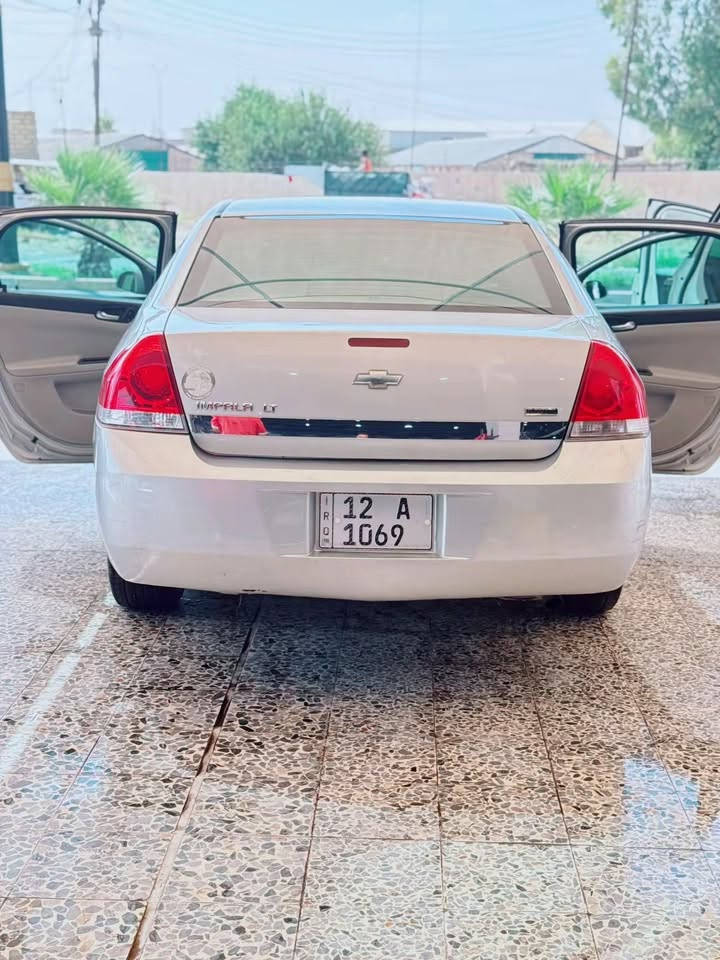السلام عليكم
سيارة بيع مستعجل !!

Choverlet impala LT 2011 
السيارة ماشية 100 mile
محرك 3500 V6 

تحكمات استيرن جهتين 
داخل السيارة رصاصي فاتح 
كشنات مخمل 
تشغيل عن بعد 

ويل كب 16 inch
تايرات وحداديه جديد
محرك وكير وكهربائيات كلها بلاديه 
لون سلفر

 رقم نينوى دولي بأسمي 
بدون اي حادث وبدون قطرة صبغ 
سيارة جديدة بمعنى الكلمة 

السعر 105 وبيها مجال قليل 

للاستفسار الاتصال على الرقم ***********
