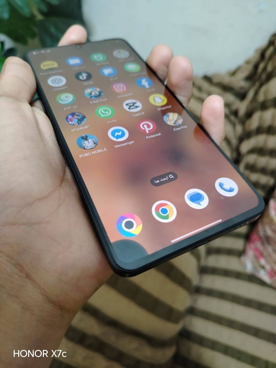 شجايبلك اليوم الوحش بوكو X6 PRO 5Gوحش الالعاب كله بلادي
ذاكرته٥١٢ عشوائيه ١٢ يأبه شكو لعبه قويه يدعم بيه ١٢٠فريم وذاكره تشبعك شبع العاب وصور
دبل خط بعد ماكو هيج دلال 
كامراته تخبل زلال
بصمه بشاشه سريعه جدا بل استجابه 
بطاريته ٥٠٠٠ملي امبير تلعب للصبح
مشكلته فقط هذا السواد الي بشاشه مامأثر عليه بشي ويلمس 
وشاحنته الاصليه وياه
وبيش فقط ب٢٥٠قفل لئن متوازي على عمليه 
رقم:*********** أو واتساب

نص مكتوب في الصور:
- HONOR X7c