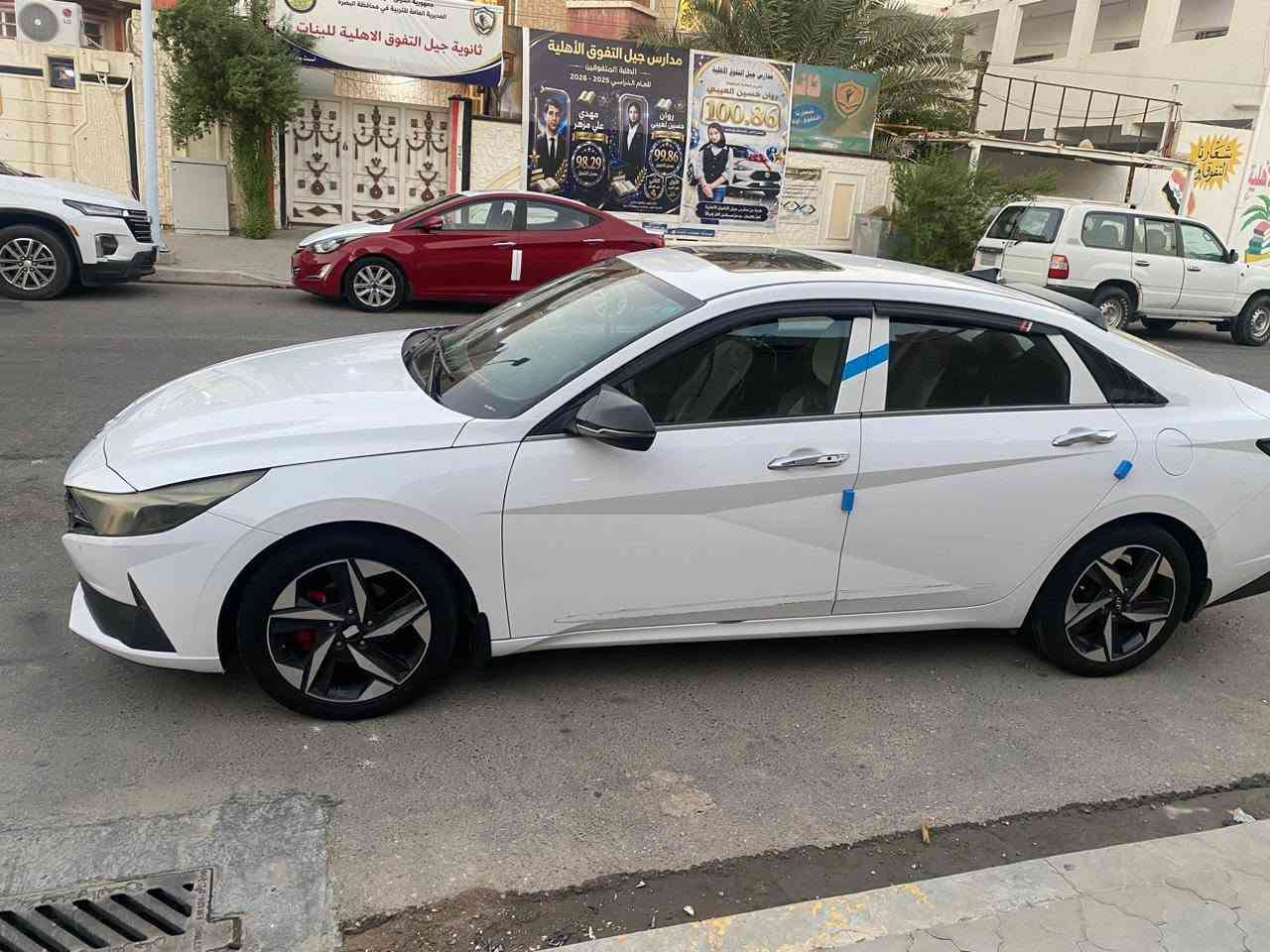 النترا موديل 2023 ابيض وارد خليجي مكفوله فول مواصفات اعلى مواصفات بيها محرك 2000 دوش سيارة اقصاد موظف رقم بغداد راعيها كوت .. وانا اتكفل بالاصوليات السعر 155..
رقم تلفون ***********
