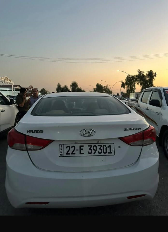 النترا • أبيض • ٢٠١٤