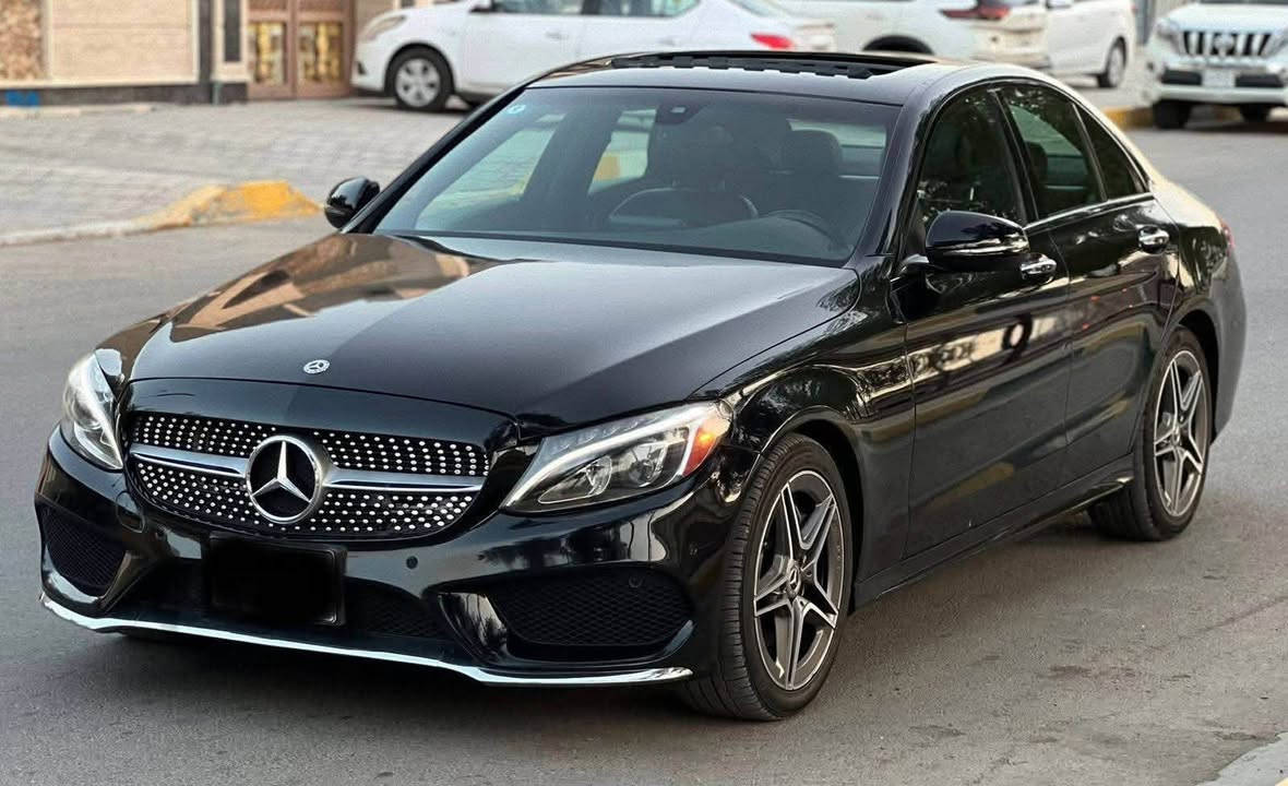 مرسيدس C300 2018
السيارة رقم بغداد انكليزي هزة وسنوية جديدة بأسمي
عليه بولش و نانو سيراميك 
مسويلة صيانة و ادامة عامة السياره ماناقصه برغي 
تخم تاير جديد
حدادية جديدة
ماكو چيك صفر مسج 
ماشية 96,000 كيلو متر
السيارة تو ويل دفع خلفي (المرغوب)
السيارة عليه كت AMG
بصمة تشغيل 
بصمة ابواب
كشنات جلد 
كشنات كهرباء
 خزن ميموري
هاند بريك بصمة
فتحة سقف
شاشة كبيرة
كامرة +حساسات
نقطة عمياء 
كروز كنترول
ستيرن D
شفتات ستيرن
حادث السيارة 
 3 قطع صبغ من امريكا جاملوغات امامية
 ايمن + ايسر +بنيد 
لغد + شاصي +ايرباك  كفالة شرط الفحص
مكان السيارة حلة (المركز)
للإستفسار الاتصال عل رقم ***********
