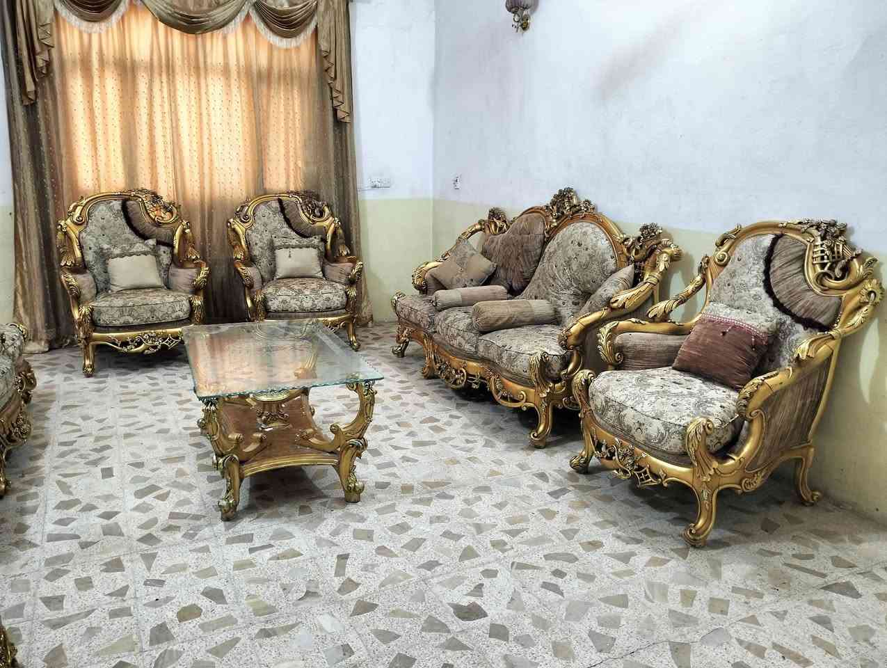 تخم ملكي مصري زان طماطي مع طبله واصطيه كلش نظيف 10نفرات السعر 550الف قفل من الخير مكلف بلنشر والشراي يتصل بالرقم ***********المكان بعقوبه بهرز
