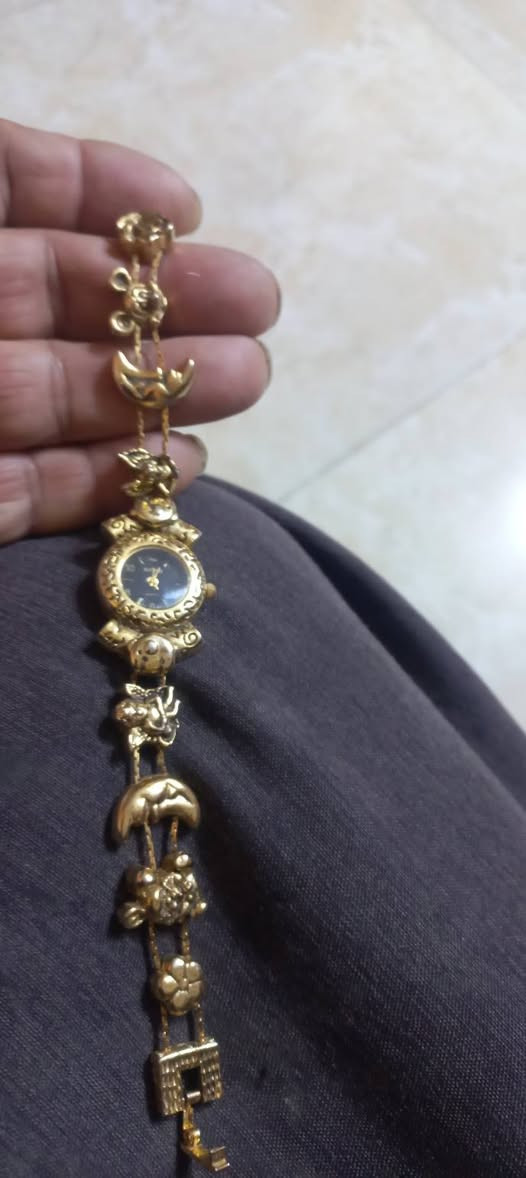 ساعات أصلية • مطليه ذهب • الأورفلي