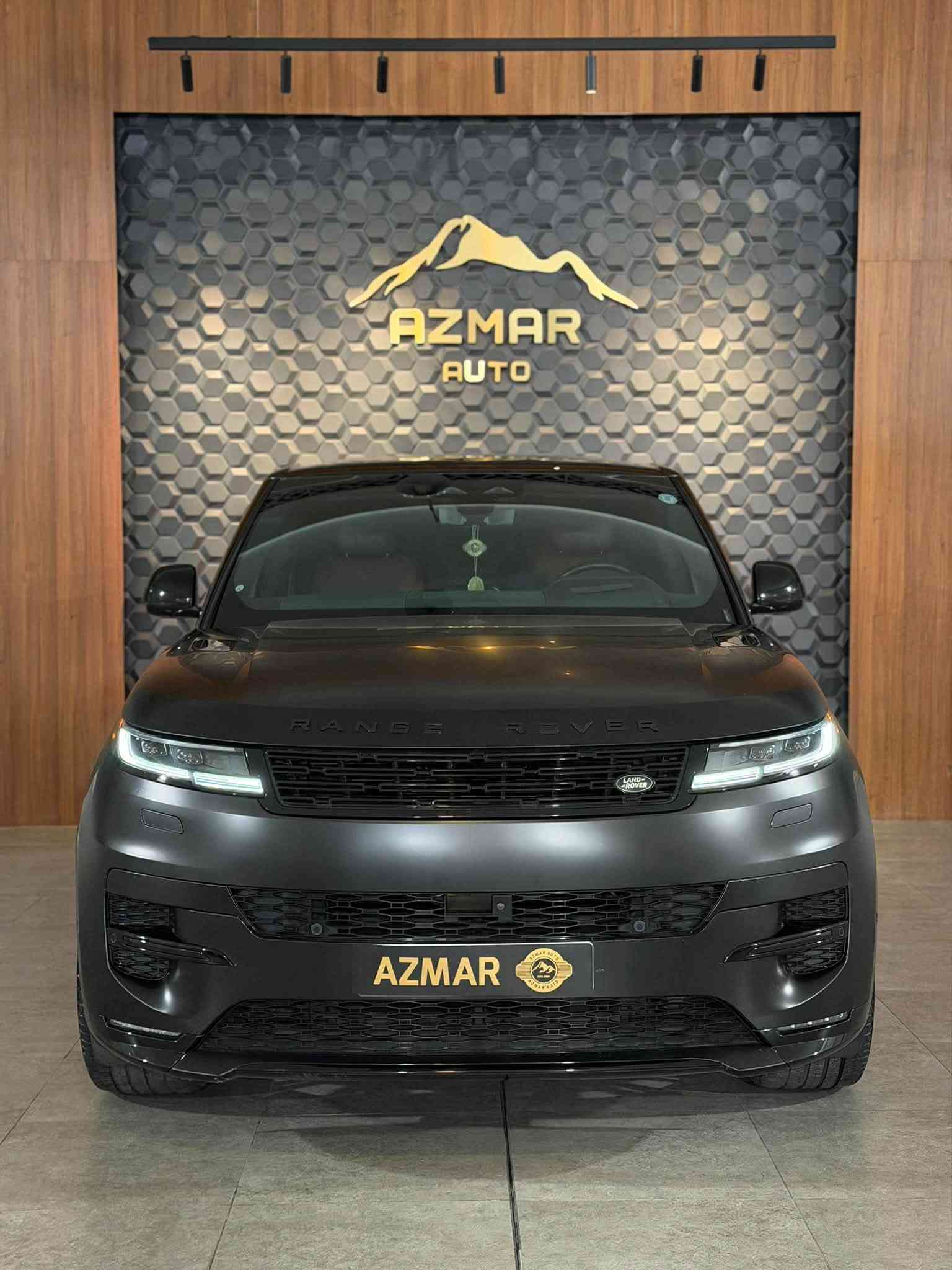 Range rover Sport hse dynamic ⚜️
موديل : 2024
ماشية : 25 الف فقط
كلين تايتل✅
مرقم + مغلف PPF مات + مضلل

فول مواصفات
داخل احمر و بنوراما و ابواب شفط و كشنات تدفئة و تبريد و كامرات ٣٦٠ درجة و داتاشو و رادارات و حساسات و تحكمات كامل ستيرن و انارات داخلية متعدد الالوان و جكات و انضمات قيادة بيها و بعد هواية مواصفات متنذكر

السيارة وارد امريكي كلين تايتل 🔥

مرقم و جاهز تحويل او وكالة بشرط
سعر : 795$ ورقة
للاستفسار : ***********
العنوان : السليمانية المعارض الجديدة شركة ازمر اوتو معرض رقم ٣٤

