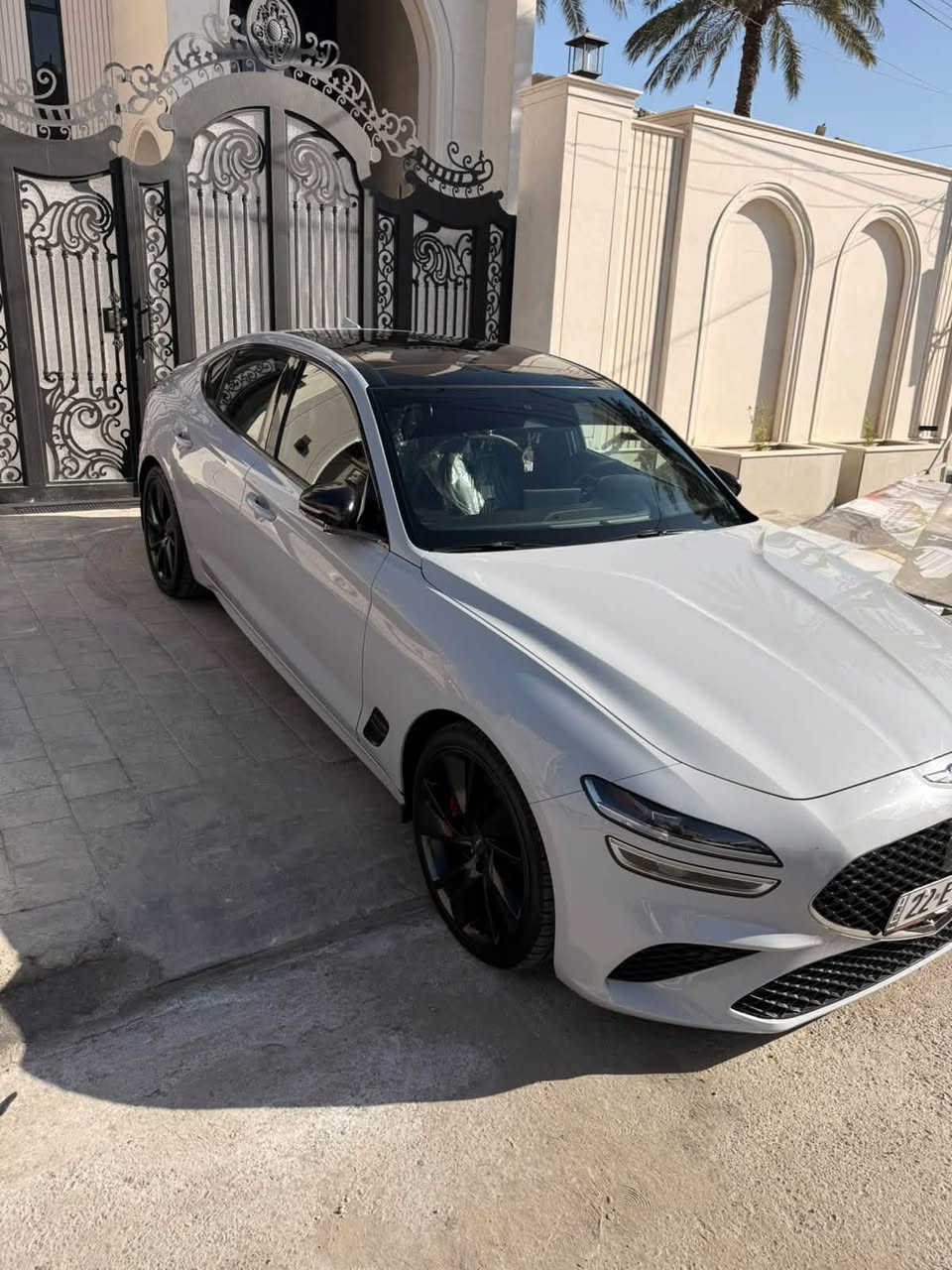 جنسيز G70 • V6 توين تيربو • دفع خلفي