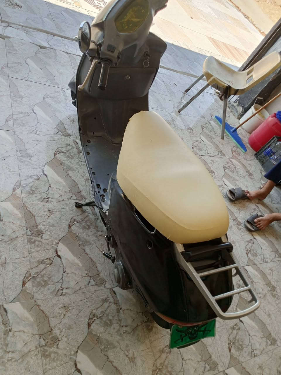 السلام عليكم دراجه للبيع

 كهربائيات كلها شغاله 

مكانه ديالى كنعان 

الاستفسار ***********

السعر 400$
