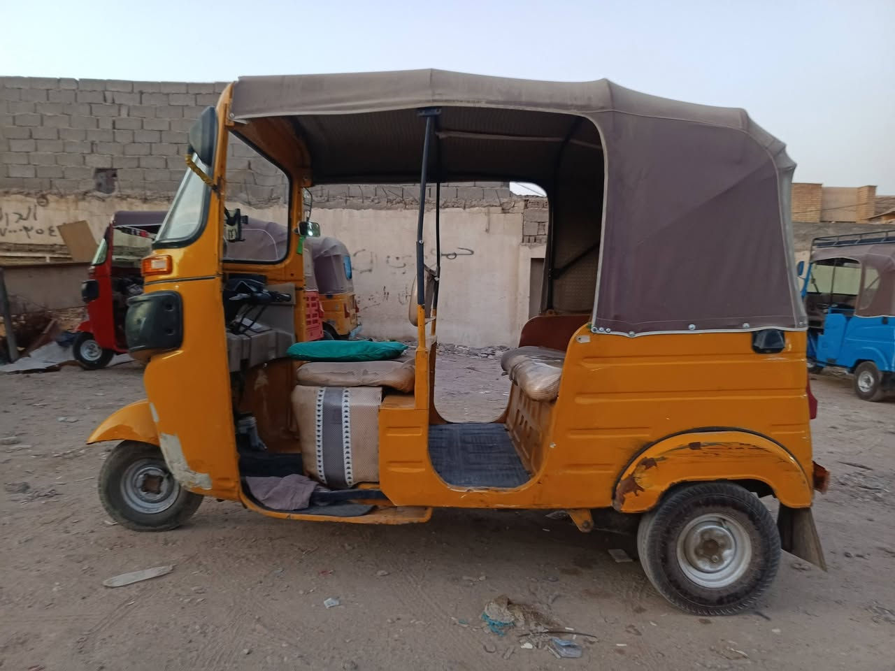 السلام عليكم تكتك موديل 19 شهر 9 مضلع للبيع سعر 5500 بيه مجال قليل
***********

