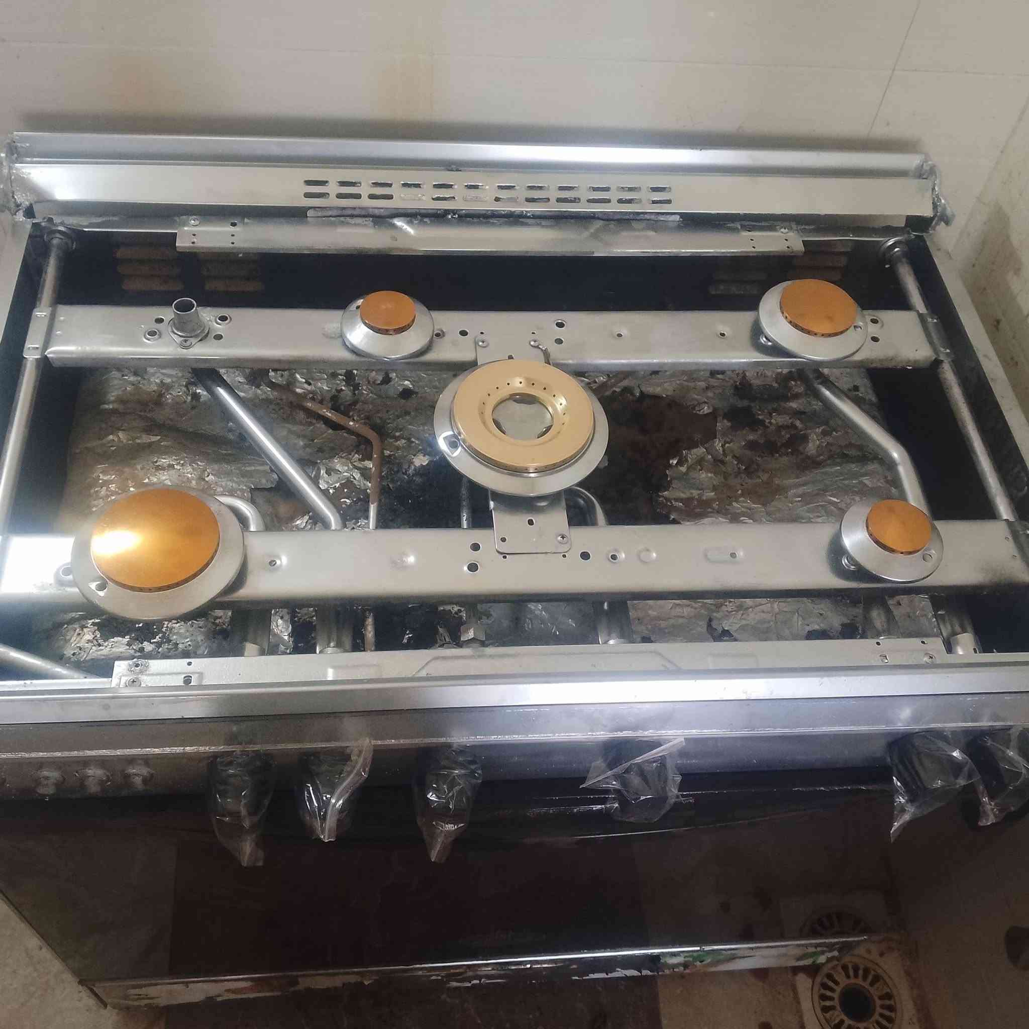 تصليح طباخات وياكم ابو محمد لتصليح طباخات نجيكم البيت وتدللون تلفون متواجد واتساب أو تصال على الرقم ***********
