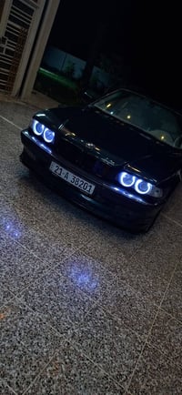 للبيع BMW  حجم 744 دينمو هوة  محدثه 2001 داخل وخارج .... عليها ادامة ك...