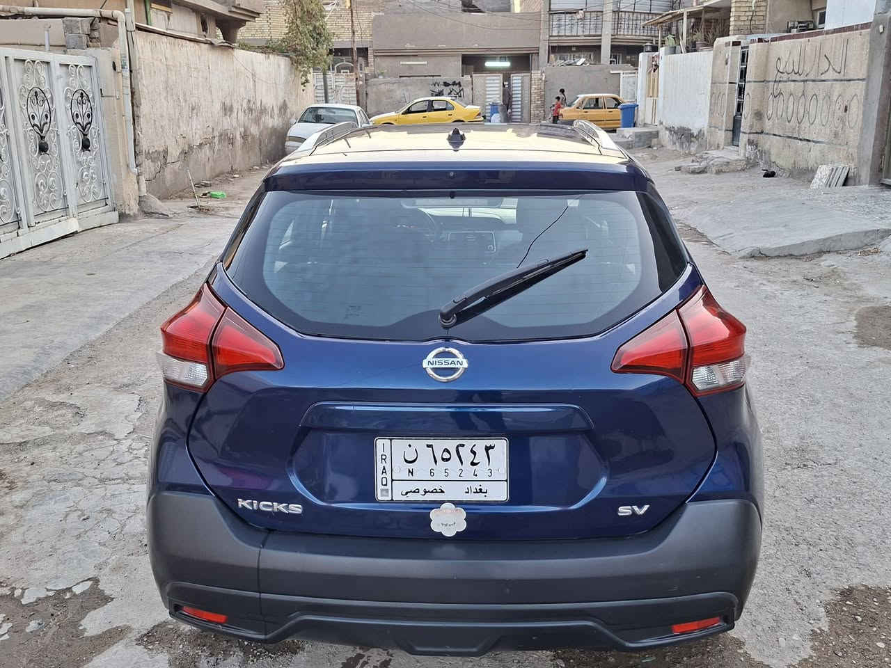 نيسان ككس 2019 فئة sv
وارد امريكي 
حادثه جاملغ و بنيد كلش حلوو نضيفه السيارة 
رقم بغداد 
فول تحكم ستيرن
تشغيل عن بعد 
رادار 
تخم تاير جديد 
السيارة نضيفة و صاحبه محافض عليه و مابيه اي نقص 
السعر  130 و بيه مجال للطيبين
رقم صاحب السيارة 
***********
