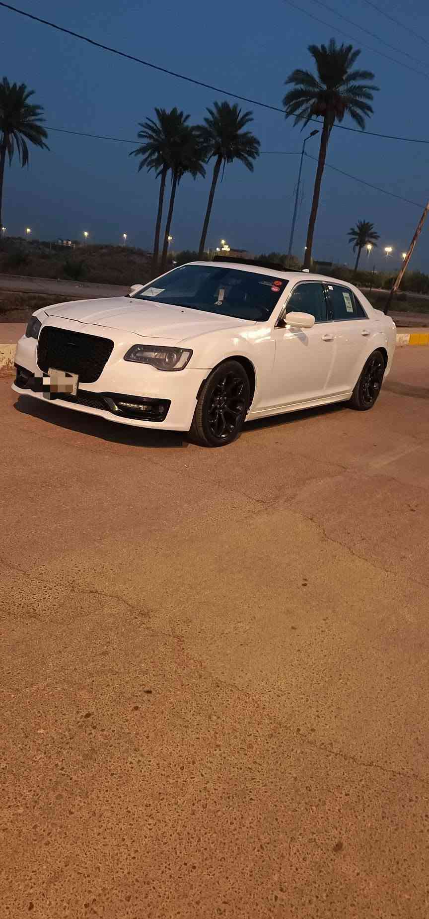 السلام عليكم اوباما موديل 18 وارد امريكي فول مواصفات اس السياره بيها صبغ بالصفاح بدون دواخل رقم بغداد ماشي 100 ماكينه 3600 حلوه السياره جاهزه السعر 185 مكان السياره بابل غير متواجده على الفيس رقم الهاتف ***********
