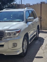 لاندكروزر • ٢٠١٥ • مكفوله