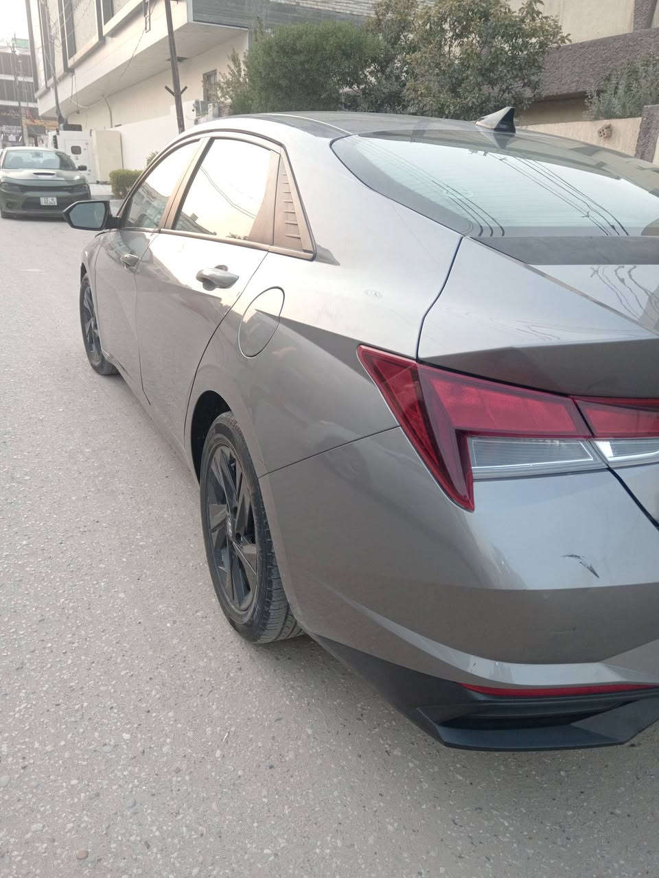 السلام عليكم النترا موديل ٢٠٢٢ فول مواصفات  عدا الفتحه بصمه تشغيل رادار امامي خلفي تشغيل عن بعد ثلاث انظمه قياده تحديد مسار. كروس سرعه شاشه كامره اشاير ترحيب بالمري الجانبيه وبعد بيه هواي مواصفات حادث أمريكا جاملغ امامي  سرقه وحافت البنيد شويه
عداد المسافه ٧٧ ميل السياره حادثه بسيط وبدون ايرباك سعرها مناسب اتصل وبيك خير وتدلل *********** /*********** المكان الحلة
