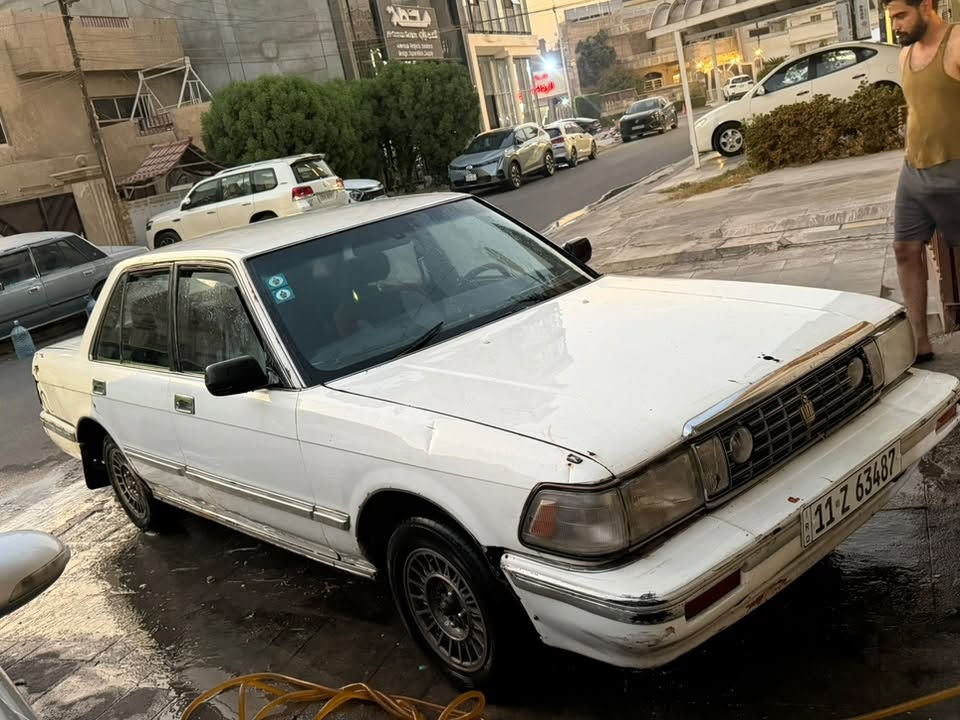 سلام عليكم سيدان ٩٠ لبيع محرك ونجي كير عادي سعر 30  ***********
