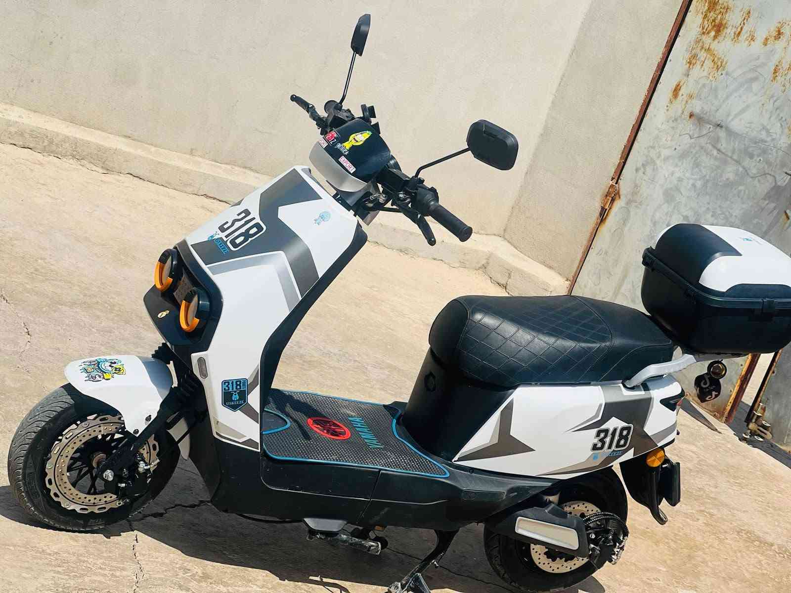 مطور • ٣١٨ كيلو • تايرات جديدة