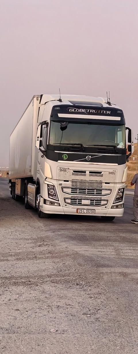 سلام عليكم فالفو فول موديل 17 تريد بس الراس او كامل السعر 8250
ثمانيه وربع
***********
***********

