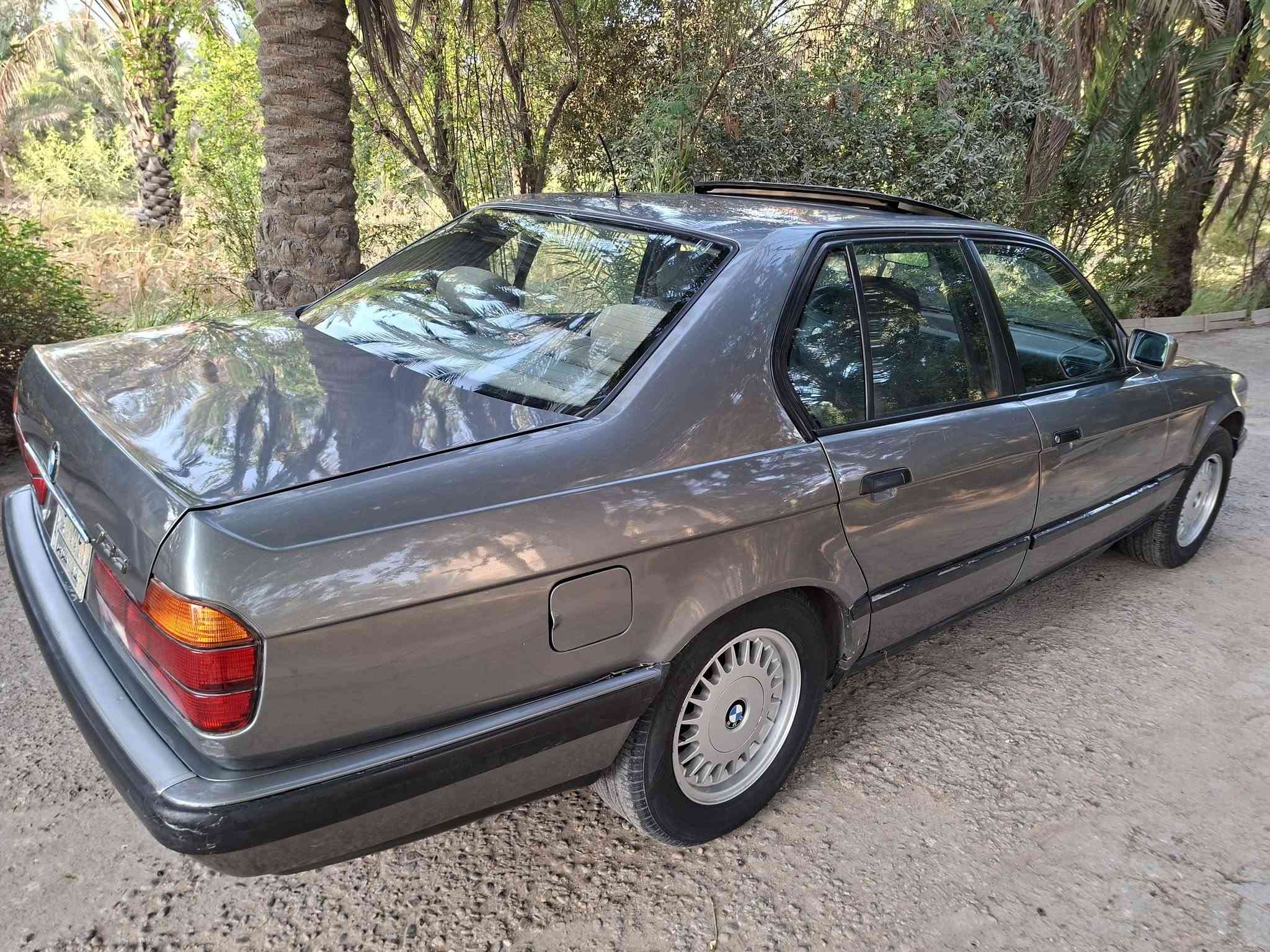 مكلف بلنشر
BMW موديل ١٩٩٤
#سيااره #جديده #جدييده اي #نقص #مابيهه
اليساره فوول مواصفات
فتحه 
كشنات جلد
قطعتين تبريد
تبريد كفااله وشغال 
 كير مكينه كفاله
كهربائيات جديد
تخم تااير جديد
حداديه صدر جديد
سيااره اي نقص مابيهه
السياره مصبوغه عاام جمااليه
كفاالة التحويل ثااني يووم
مكانه بغداد الدورة  
***********
