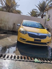 لبيع كي فورتي موديل ٢١٥  فول رقم بغداد منضومه غاز صور حادثها مع سونار ...