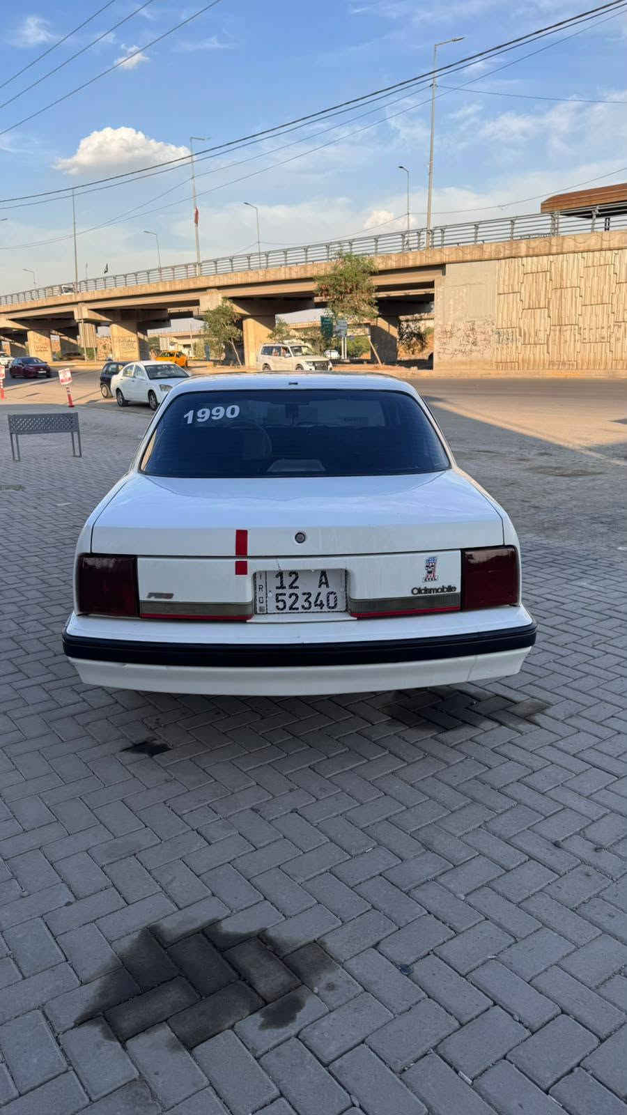 سلام عليكم اولدز جاهزا كير مكينه اتماتيك بدون ضربه ولا تبديل كلشي بيهه شغال رقم جديد كهرباء كامله صدر جديد شرعي كركوك دفتر بانزين عنوان كركوك تسعين سعر 35شراي خابرني ***********

نص مكتوب في الصور:
- 1990