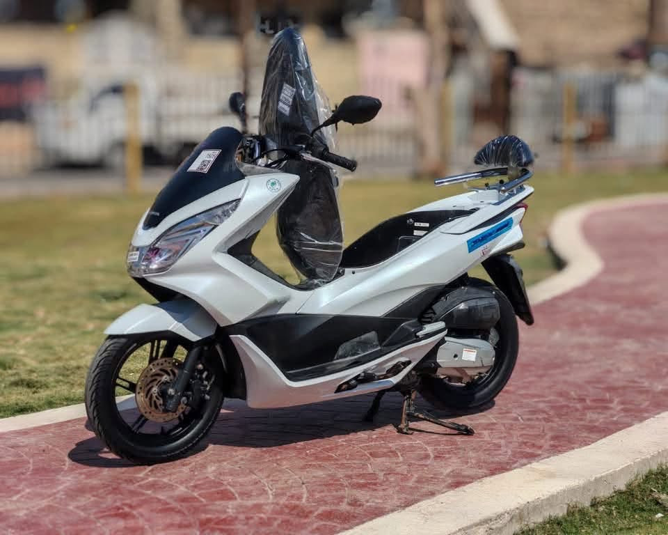 سلام عليكم.... 
دراجة  (PCX)(جيل الثاني)🛵 للبيع
دراجة شلعه معدل كهربائيات كلهه شغاله 
دراجة جديده بلاديه 
أي نقص مابيهة
جيب فيتر وتعال افحص
العنوان بغداد مدينه الصدر  الاستفسار الاتصال على الرقم 📞 ***********
