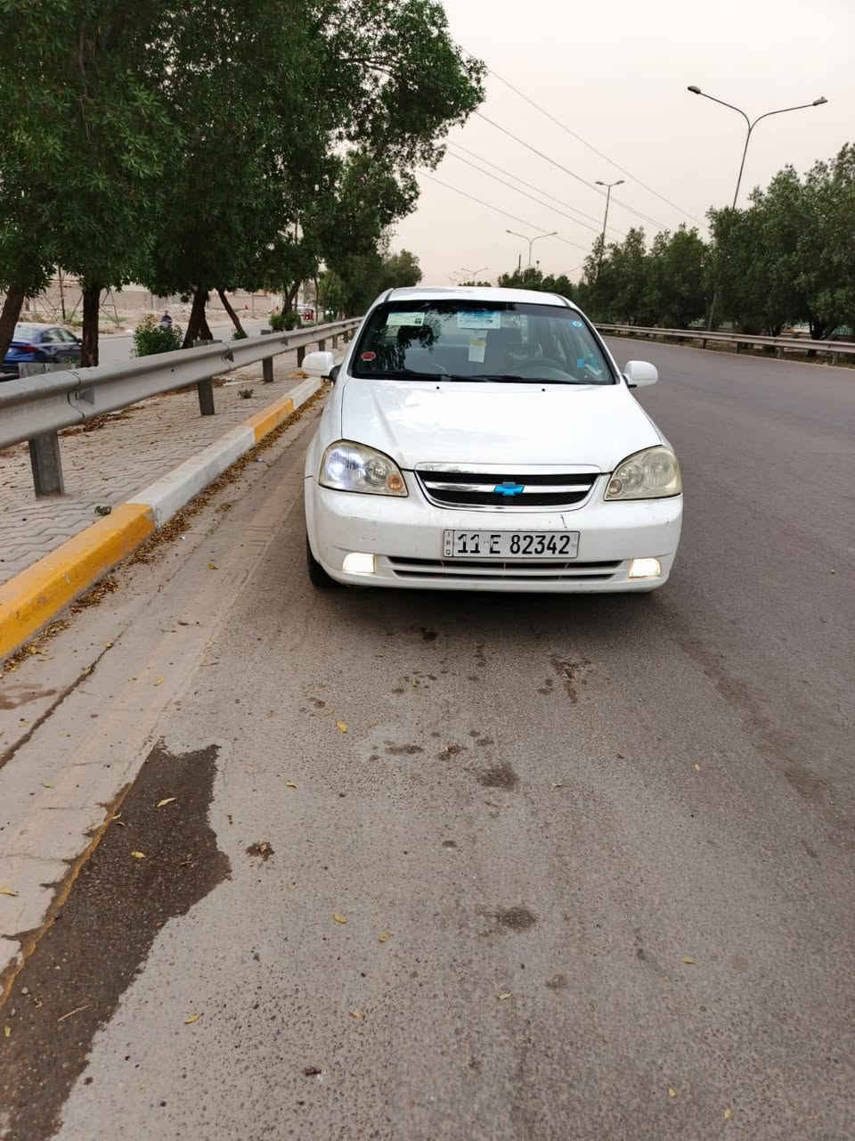 سلام عليكم احبتي الكرام اخوان انتبهلي علا تفاصيلهة.
اوبترا موديل 12 سيارة حلوة ونضيفه. 
مكينه كفاله 
كير كفاله 
تبريد كفاله 
حداديه جديدة 
تخم تاير جديد 
باتري جديد 
دوشمه داخليه جديدة 
شاشه كامره دوارة 
تحكم استيرن تحكم امرايات.
اخوان السياره اني جنت عارضهة 70 مليت من المخابرات والعمله المالهة داعي . اخوتي لاعزاز السياره هسة انطيك سعرهة من لاخير إذا تخابرني وتحجي وياي علا السعر ماجاوبك اخوتي قفلهة تعرف سنو قفلهة من لاخير 66 السياره تخبل ومناقصهة اي شي تضرب كير وتطلع . الضرر البيهة جاملغ لامامي مصبوغ والجاملغ الخلفي بي ربع صبغ . سياره مال بيع الله يشهد ماتلكه هيج نضافه وهيج سعر اني ماخذهة 73 . مكاني بغداد الشعب الثعالبه لاوله.
***********
