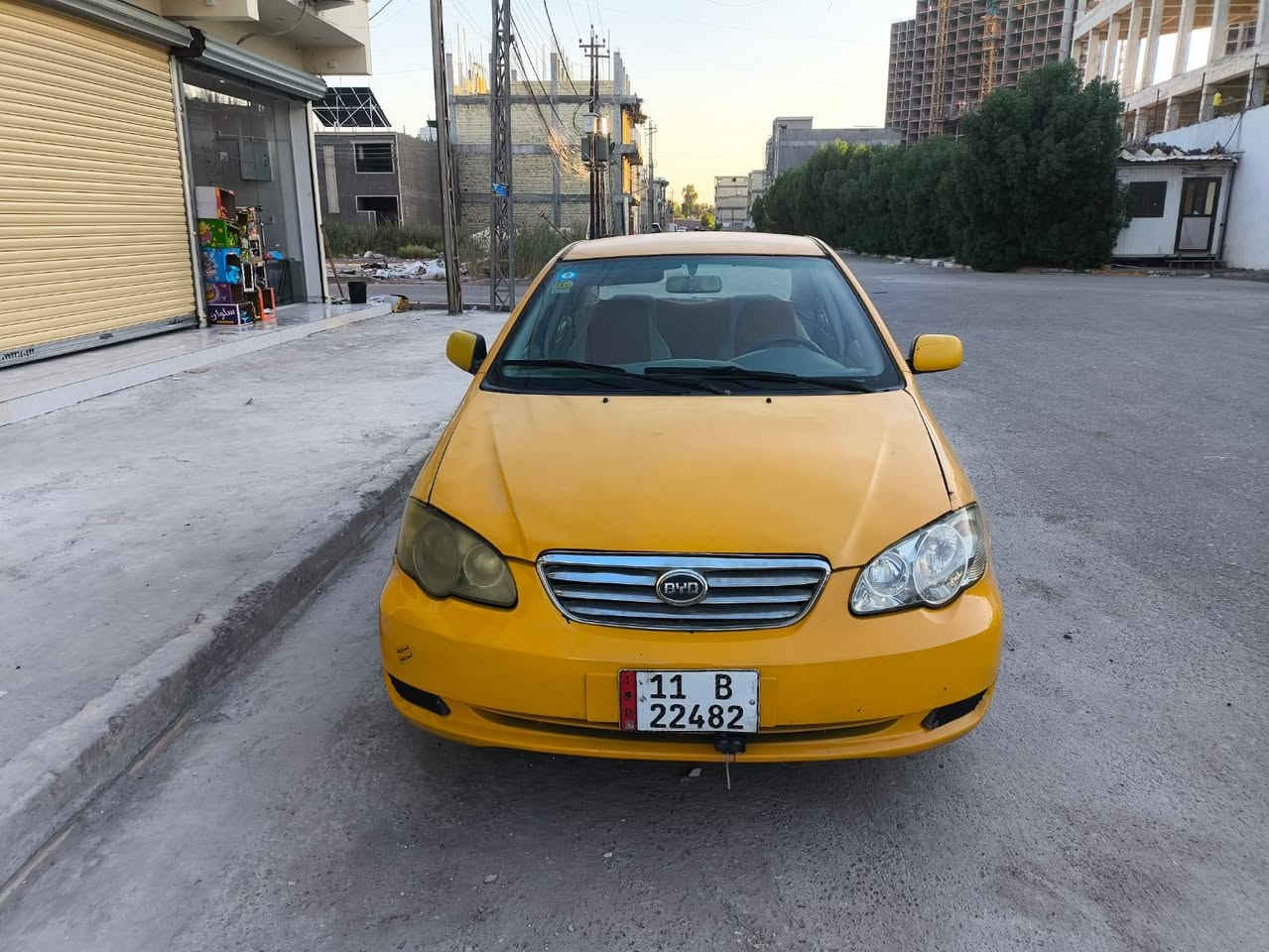 سلام عليكم بي وأي دي  f3 موديل 2010 رقم بغداد بسمي مصفره هيئه وغرامات هزه جديده صدر أمامي خلفي جديد بيها ٣ قطع صبغ جاملغ خلفي وباب الخلفي صفحه السايق وبنيد سعرها 33$ورقه مكانها بغداد أبو غريب استفسار أكثر اتصل ***********
