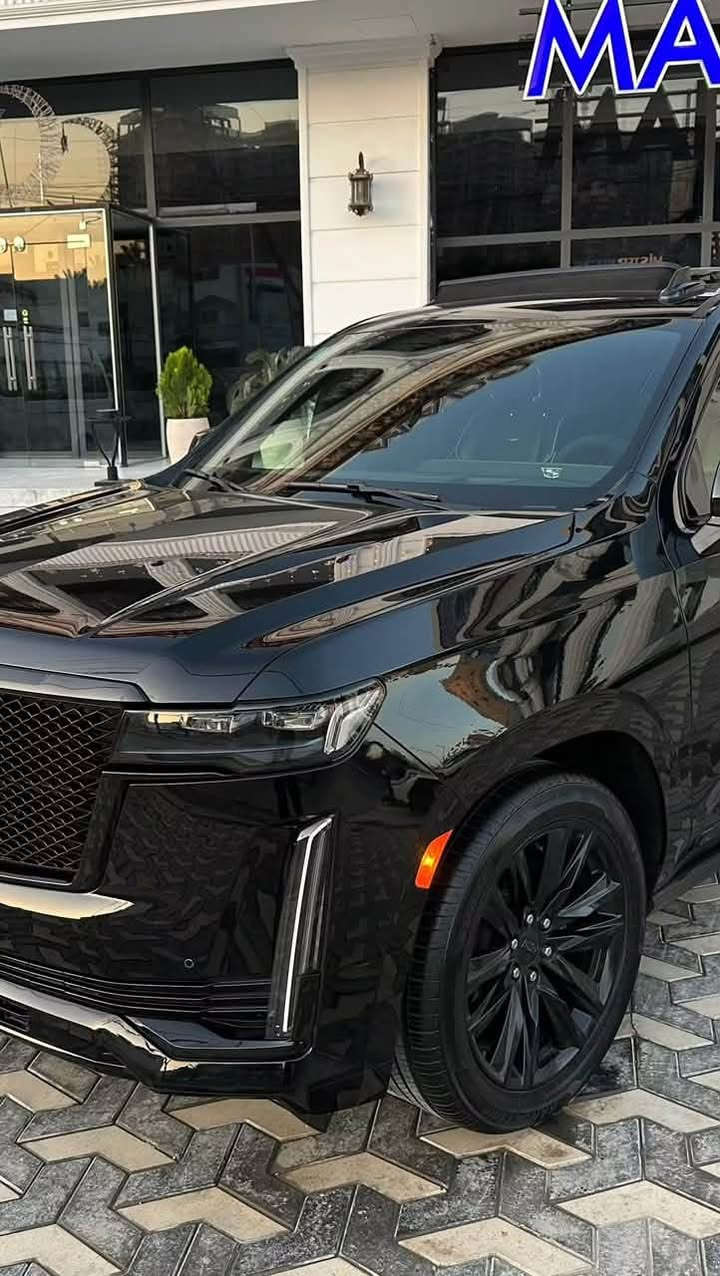 سلام عليكم كاديلاك اسكاليد 600 وارد امريكي💯
موديل 2021🦅

فول مواصفات 💢

عدى المساج 

دواسات كهربائية 

بيبان اربعه شفط 

كامرات 360درجه 

اناره ترحيبيه 

كشناتVIBمنفصل

ماشيه 81الف 

كفاله عامه من ناحيه الكير والمحرك والحداديه 

بيها قطعتين فقط جاملغ وبنيد تبديل بدون صبغ

ولا معجون ولا بارد 

السياره للبيع او الامراوس

السعر 52الف وبيها مجال

الاستفسار ***********
