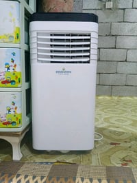 سبلت حقيقي بس حجمه اصغير يطلع طوله متر او 50سانيتم يسحب 2او3امبيرات ال...