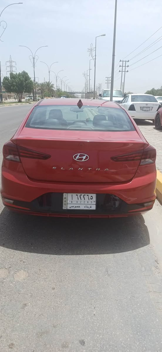 النترا موديل 19 فول الفول
فتحه 
تحكمات + شاشه + كامره دواره بلادي
كشت تدفه + كهرباء 
رادار امامي /جانبي
ماشيه ٩٨ محرك ٢٠٠٠ دوش و كير at
حادثها بنيد و دعاميه 
مكانها كربلاء 
متواجد علخط + وتساب فقط
معروضه ب 125 وبيها مجال
***********
مكلف بل نشر

