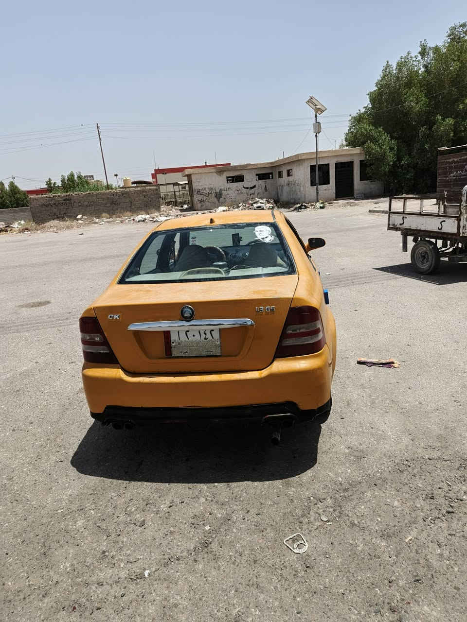 سياره للبيع رقم وسنويا سعرها بعشره اوراق وبيها مجال مكان بالنجف***********
