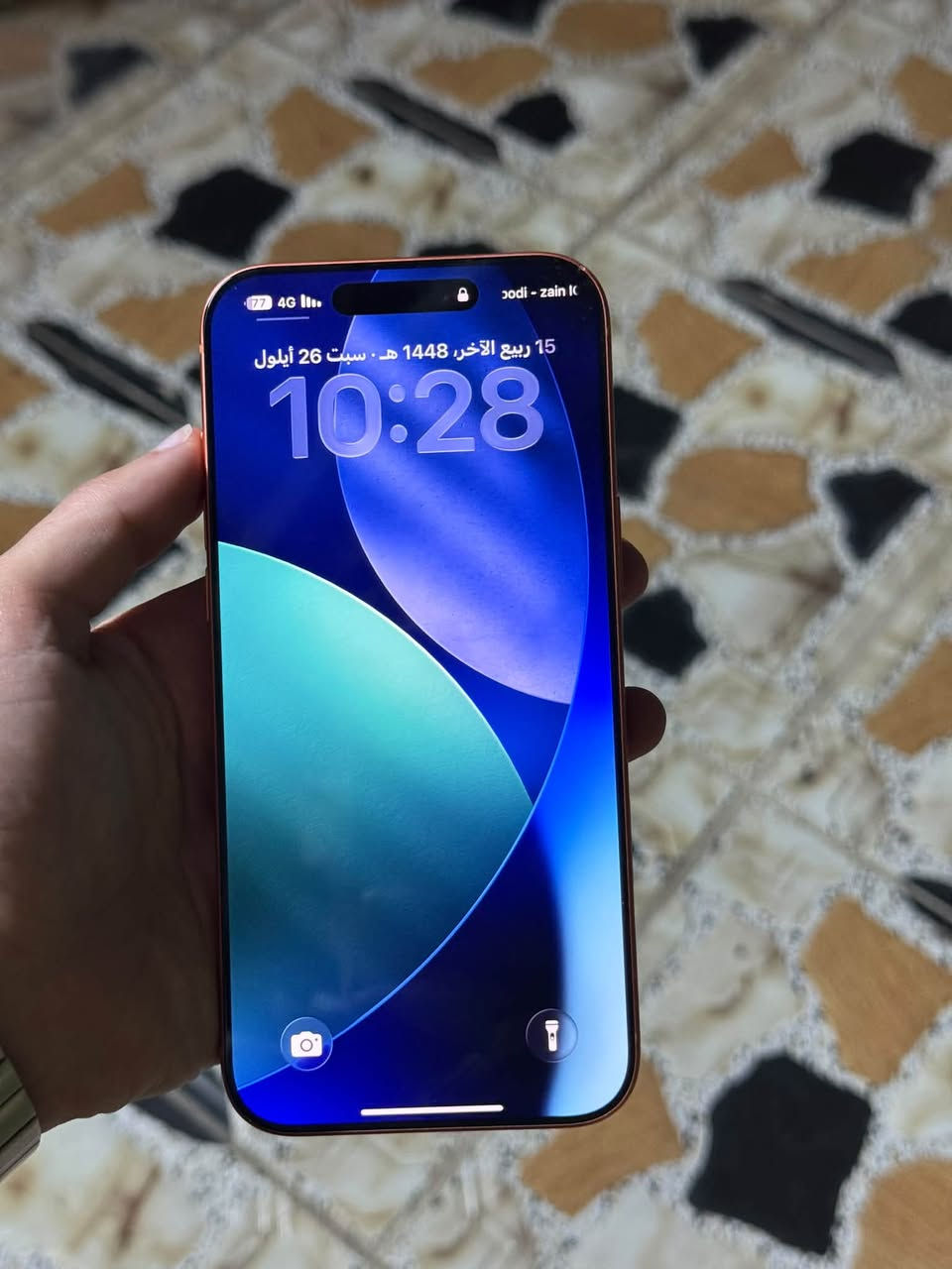 17 PRO MAX
ذاكرة 256
بطاريه 96 
مشحون  276
تك سمكرت 
جديد بعد على وضع الشركة
سعر مليون 725

***********

نص مكتوب في الصور:
- 77 4G 10:29 حول > الاسم < iPhone إصدار iOS < 26.7 اسم الطراز iPhone 17 Pro Max رقم الطراز MFYN4ZA/A الرقم التسلسلي H75T294DXT الضمان المحدود تاريخ انتهاء الصلاحية 2026/12/3 < الأغاني 0 الفيديوهات 181 الصور 524 التطبيقات 35 السعة 256 غ.ب. متوفرة 190.93 غ.ب. عنوان Wi-Fi BC:9F:58:96:18:FC
- 10:29 77 4G حالة البطارية حالة البطارية عادية تعمل بطارية iPhone هذه على النحو المتوقع. حول البطارية والضمان... الحد الأقصى للقدرة 96% هذا قياس لقدرة البطارية مقارنة بقدرتها عندما كانت جديدة. قد تتسبب القدرة المنخفضة بتقليل ساعات الاستخدام بين عملية الشحن والأخرى. عدد الدورات 276 هذا هو عدد مرات استهلاك iPhone لققدرة البطارية. معرفة المزيد... تاريخ التصنيع تشرين الثاني 2025 أول استخدام كانون الأول 2025