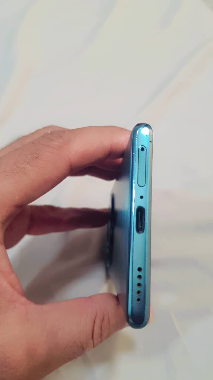 للبيع
قطعه  نظيفه جدا و مكفوله من كل شي
 Honor X9a 5G     ذاكره 256
للاستفسار اكثر  واتساب : ***********  _ كربلاء
