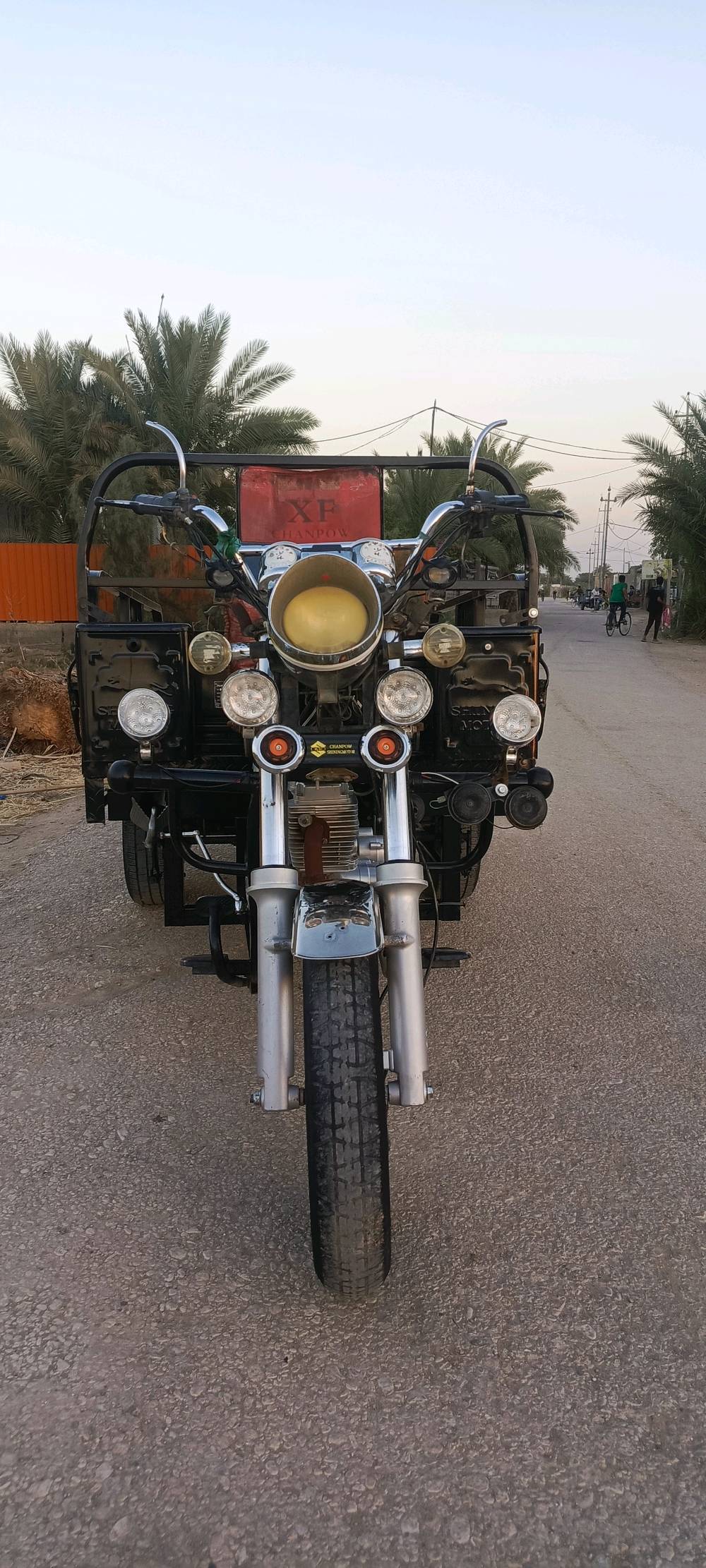 السلام عليكم ستوته للبيع رقم انجليزي الثانويه باسمي موديل 23 مقفوله شاصي بدي اكسن محرك كهرباء سليف كلها شغاله والسعر مليونين ونص